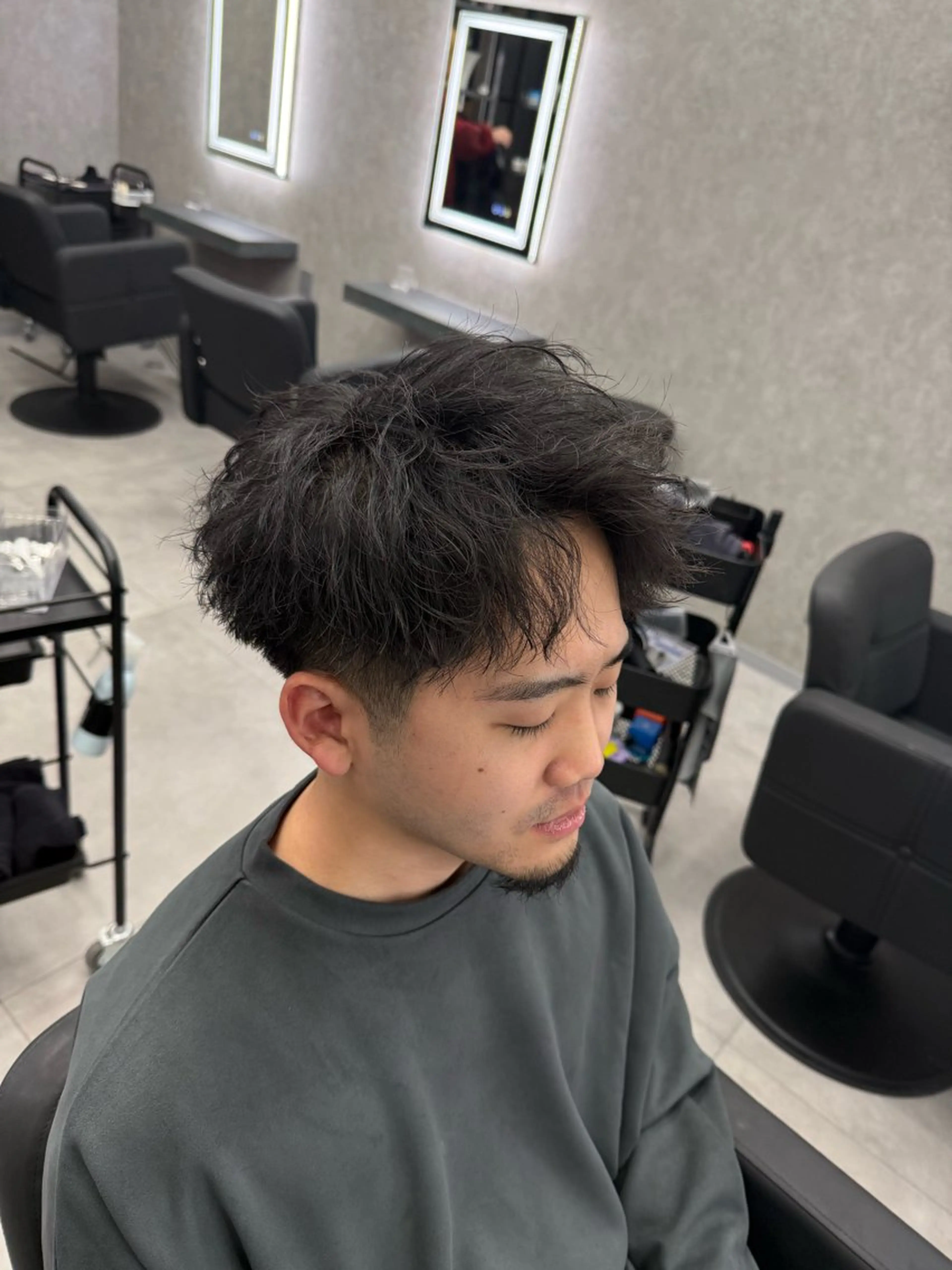 ショート カラー パーマ メンズ メンズパーマ ショートヘア カット パーマ メンズ特化 👑YUTAのヘアスタイル