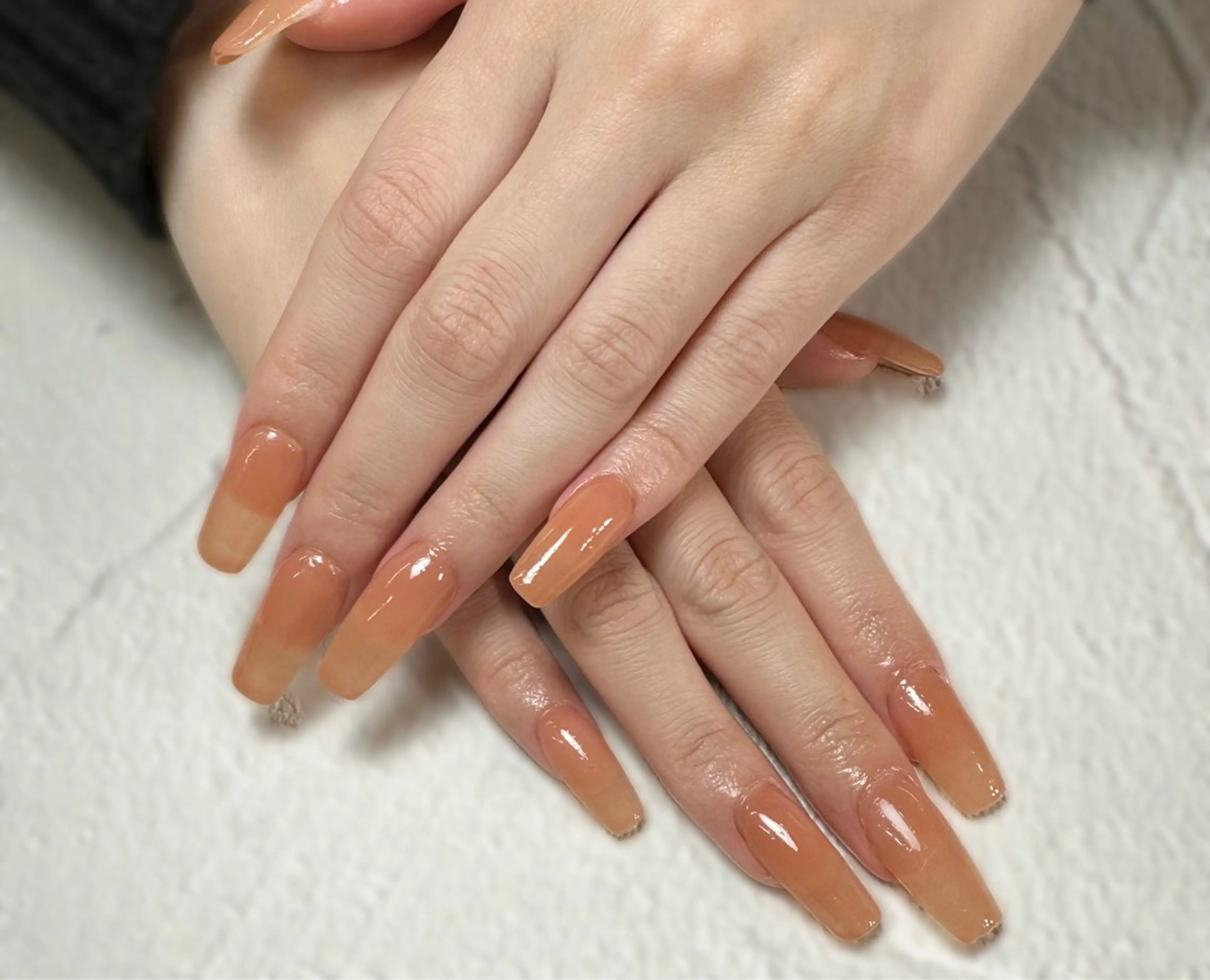 ネイル 長さ出し ネイルチップ BURGUNDY hitomiのネイルデザイン