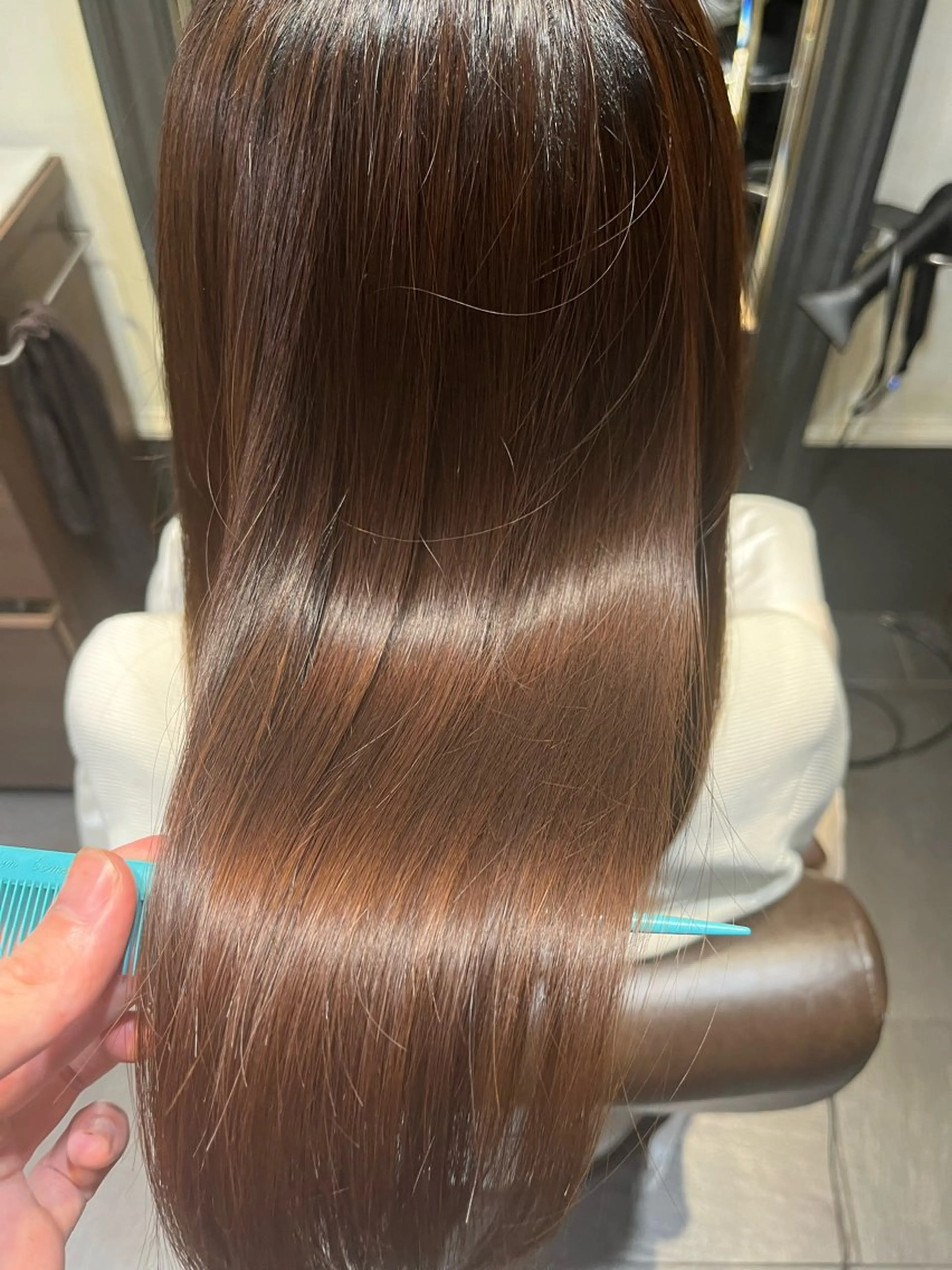 セミロング レイヤーカット 縮毛矯正 カット トリートメント レイヤーカット/ 髪質改善/安田憲哉のヘアスタイル