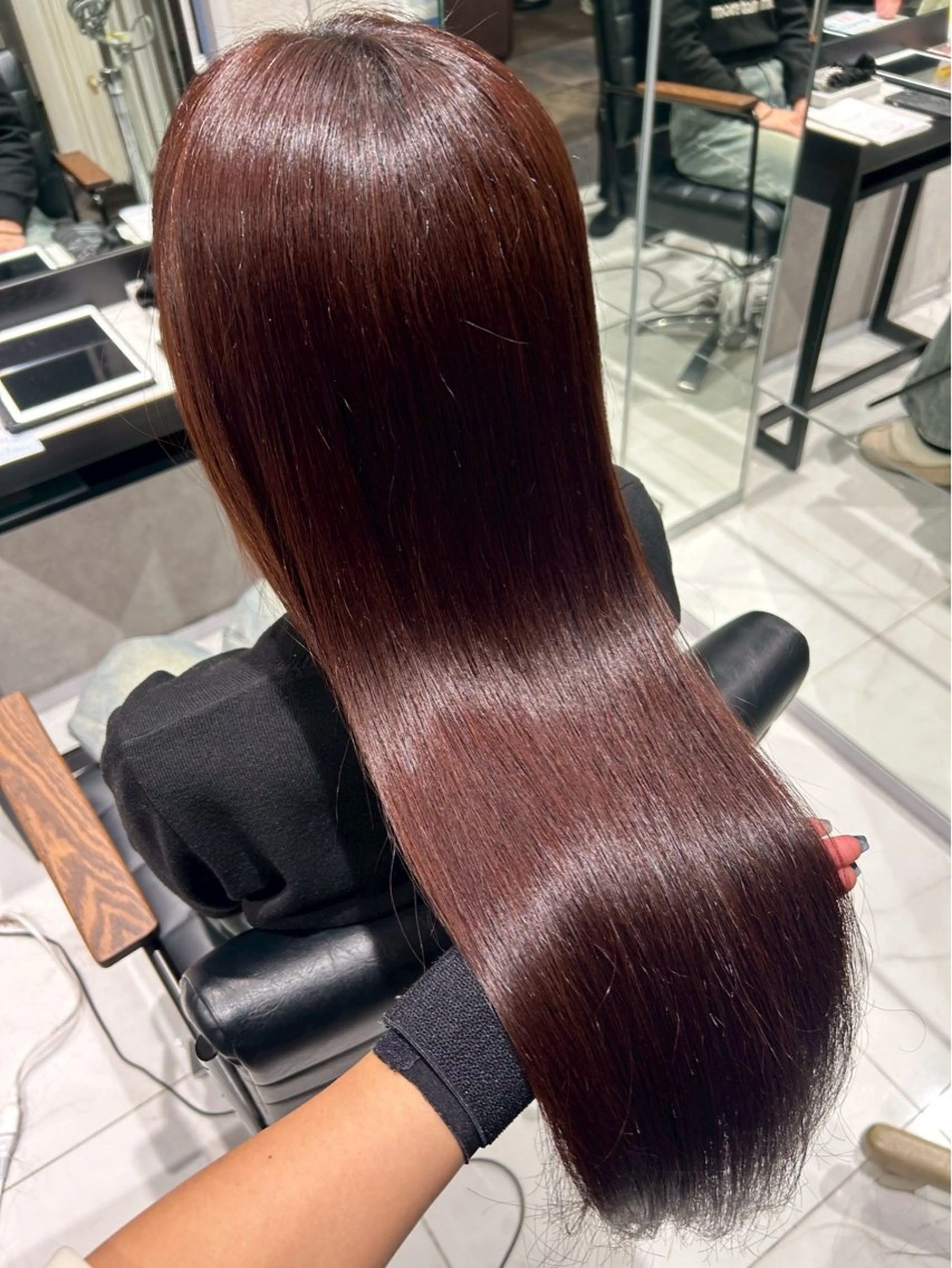 セミロング カラー 海外風センターパート 健人のヘアスタイル