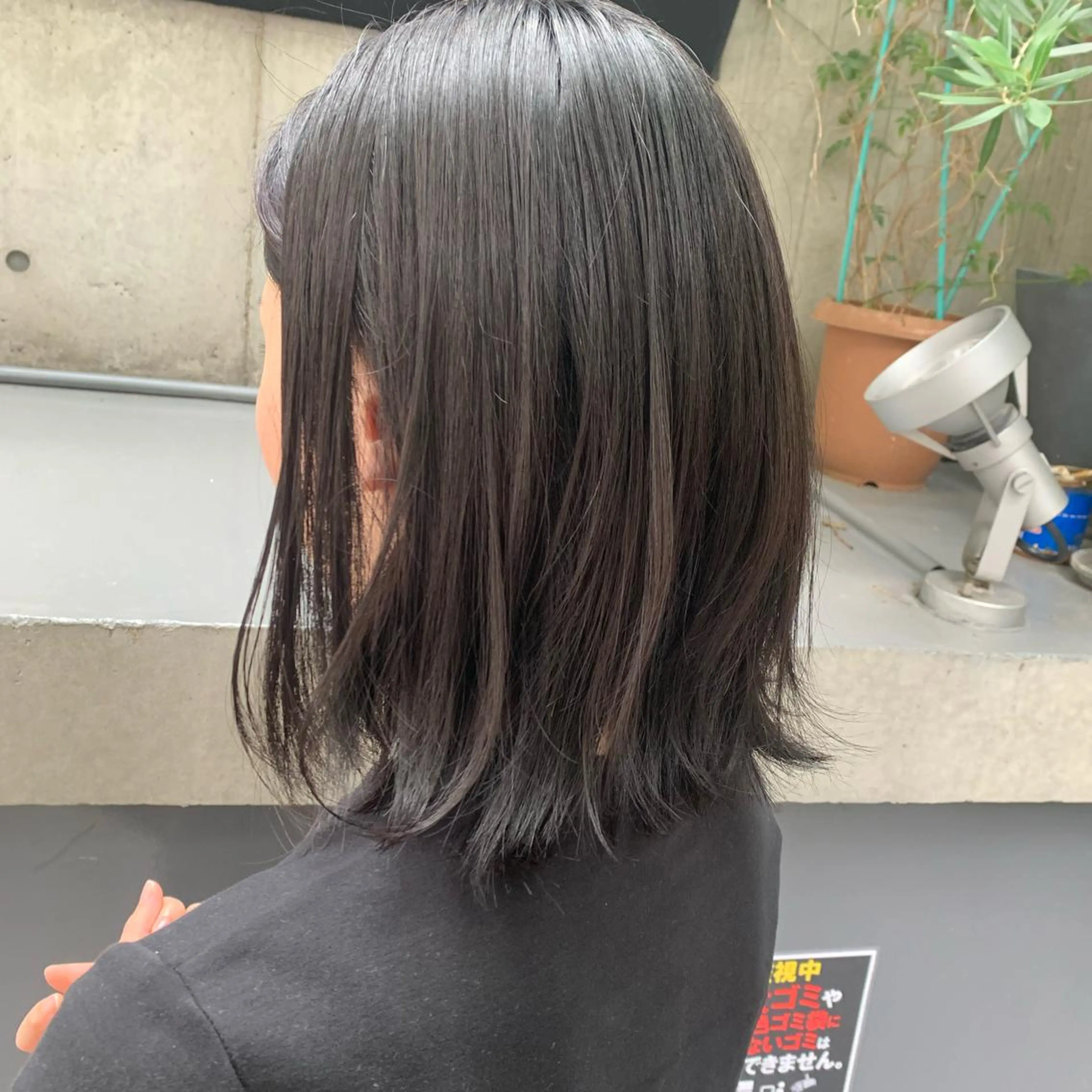 ミディアム カラー マネージャー八尾 裕一郎のヘアスタイル