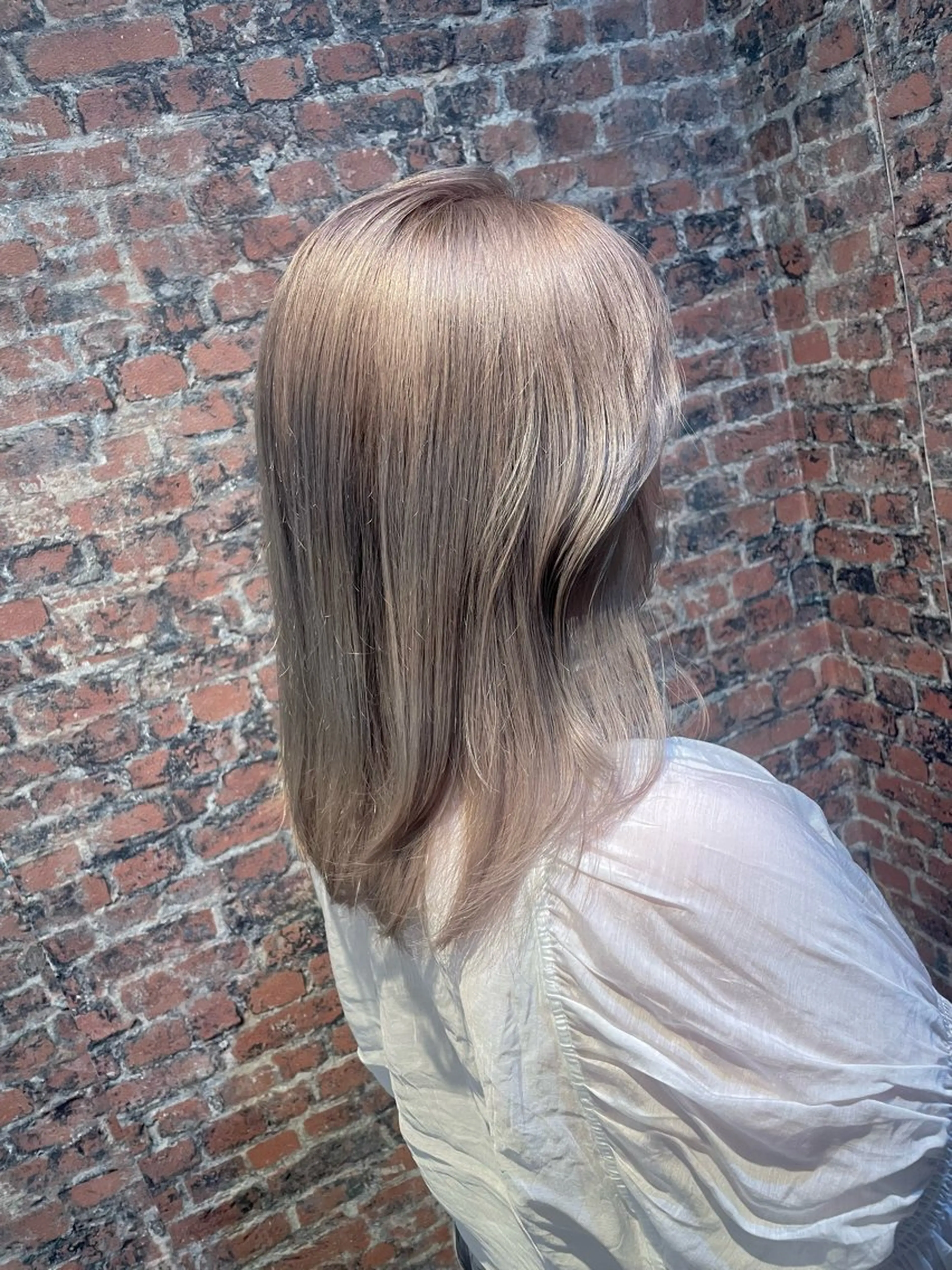 セミロング ヘアカラー ブリーチ特化🎖️ピ ンクカラー高橋さやかのヘアスタイル