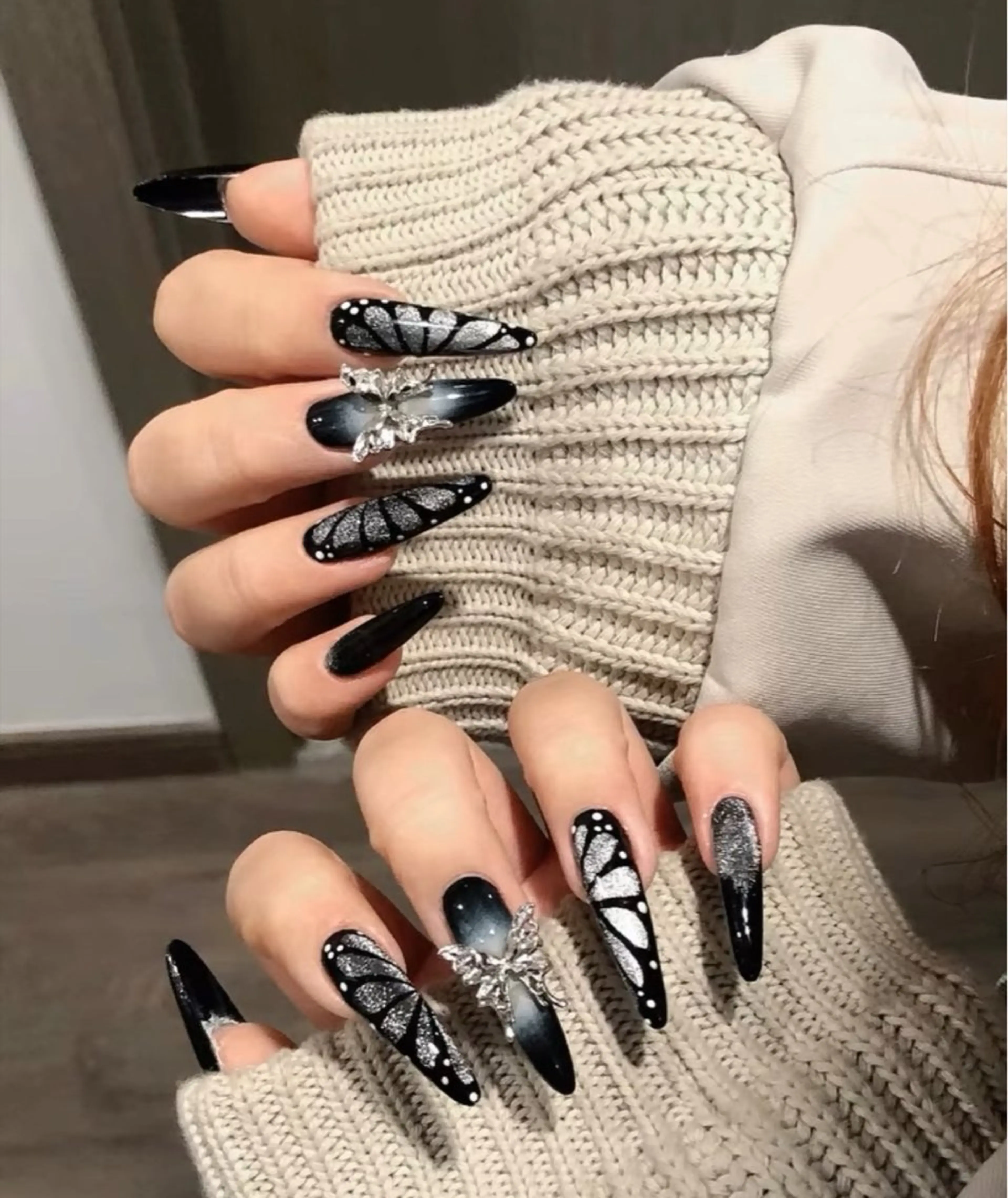 ネイル アートネイル ジェルネイル マグネットネイル ニュアンスネイル シンプルネイル ハンドネイル Ryu Nail NekoChanのネイルデザイン