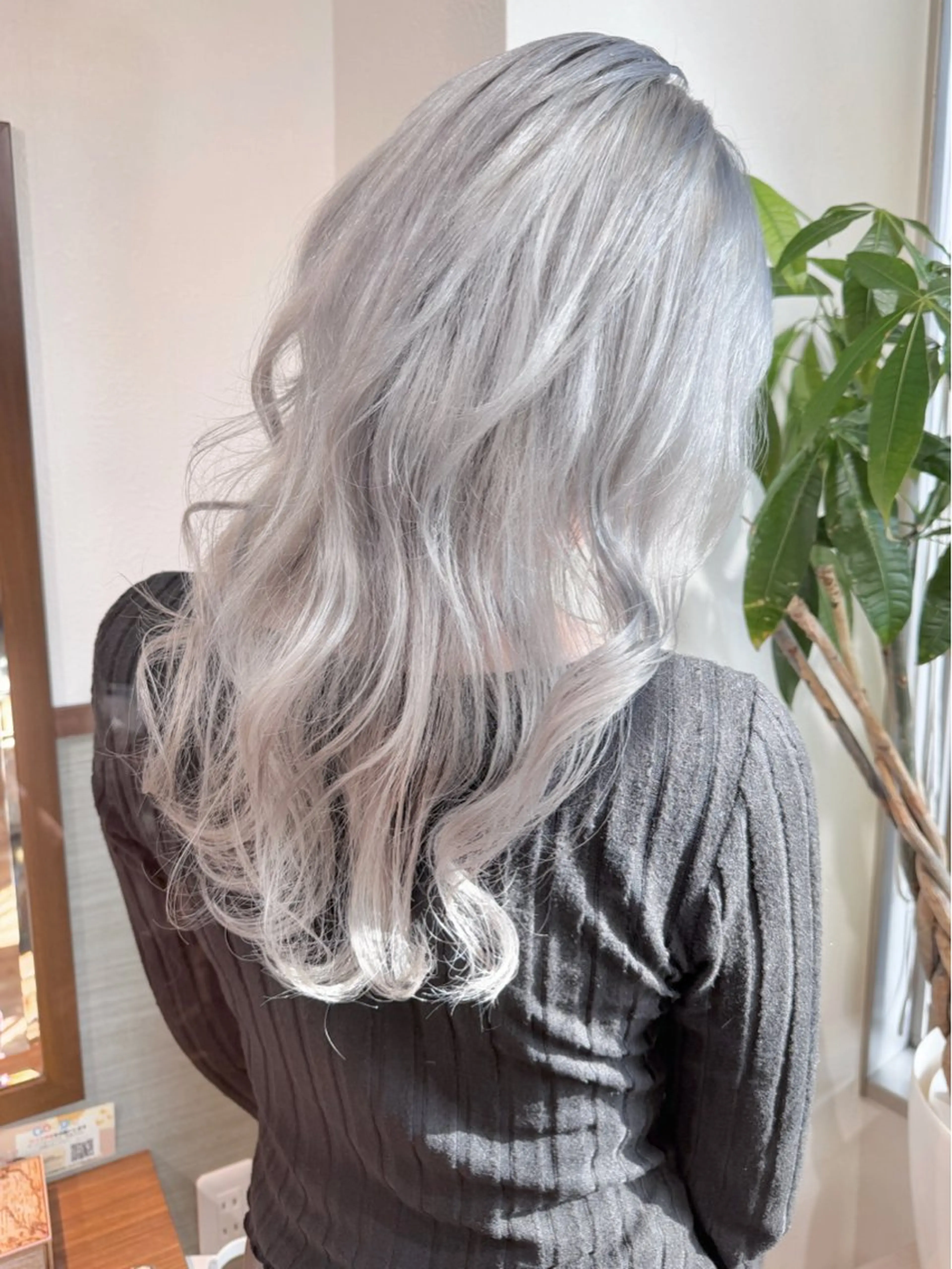 カラー Re:ta Hair 飯田淳平のヘアスタイル