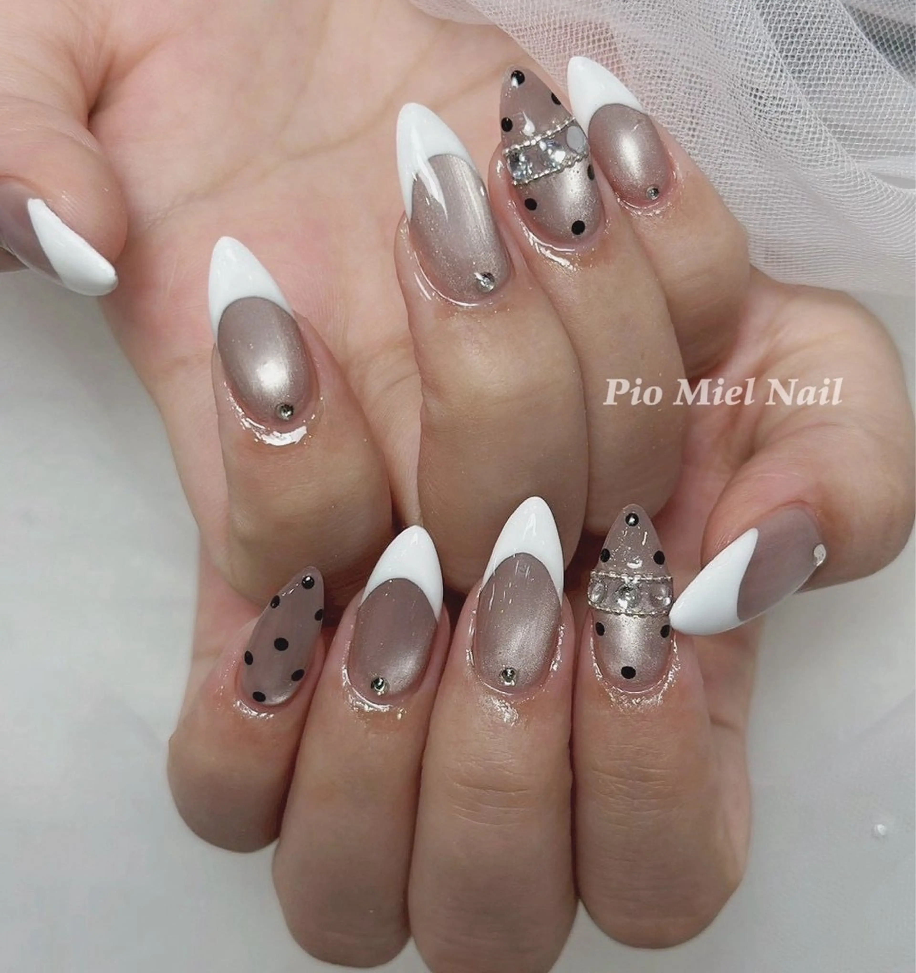 ネイル ハンドネイル HANA 長さだしのネイルデザイン