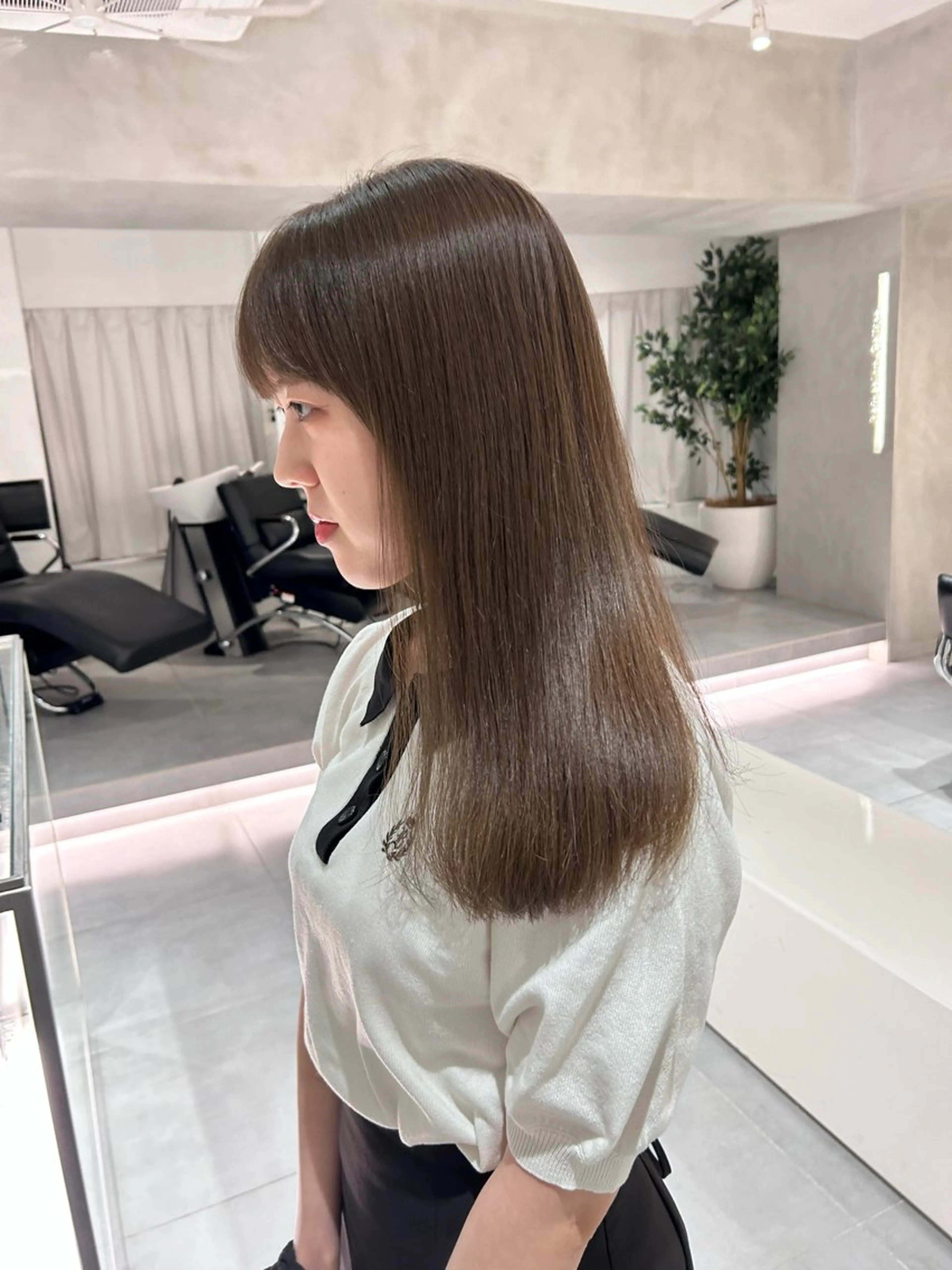 セミロング カラー 🪞透け感&韓国ヘア 🪞honokaのヘアスタイル