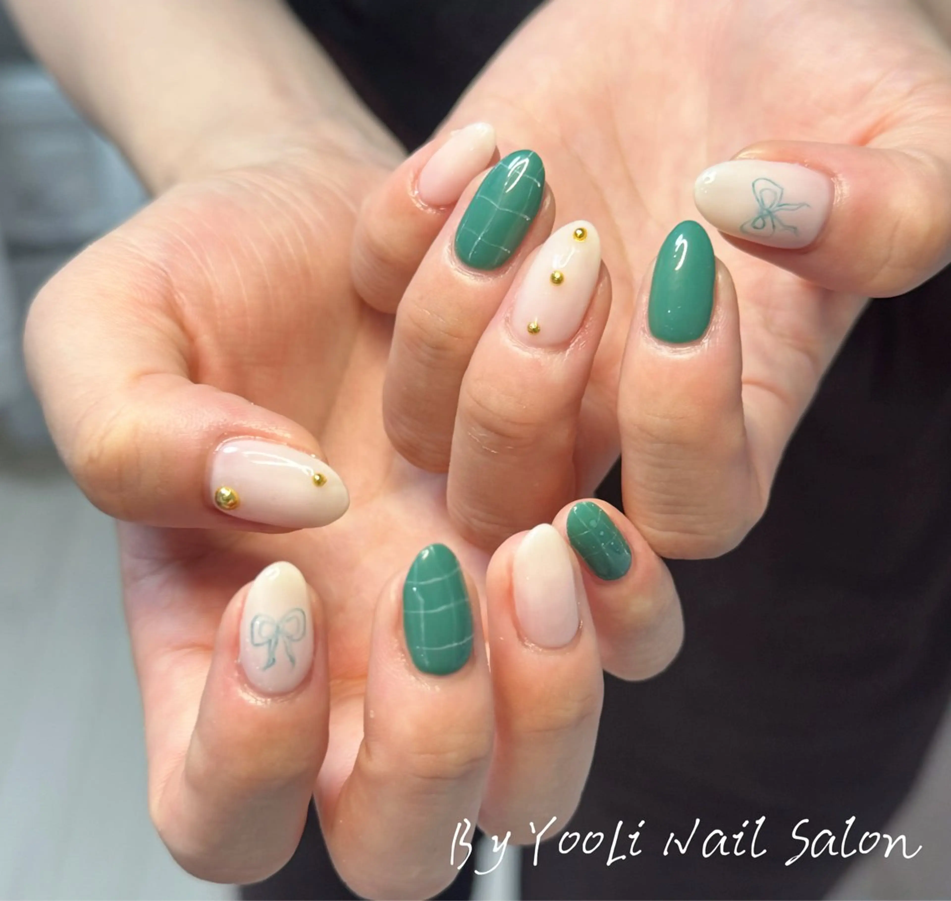 ネイル アートネイル オーロラネイル チークネイル フレンチネイル ガラスフレンチ ハンドネイル 🎀🎀YooLi Nail Salonのネイルデザイン