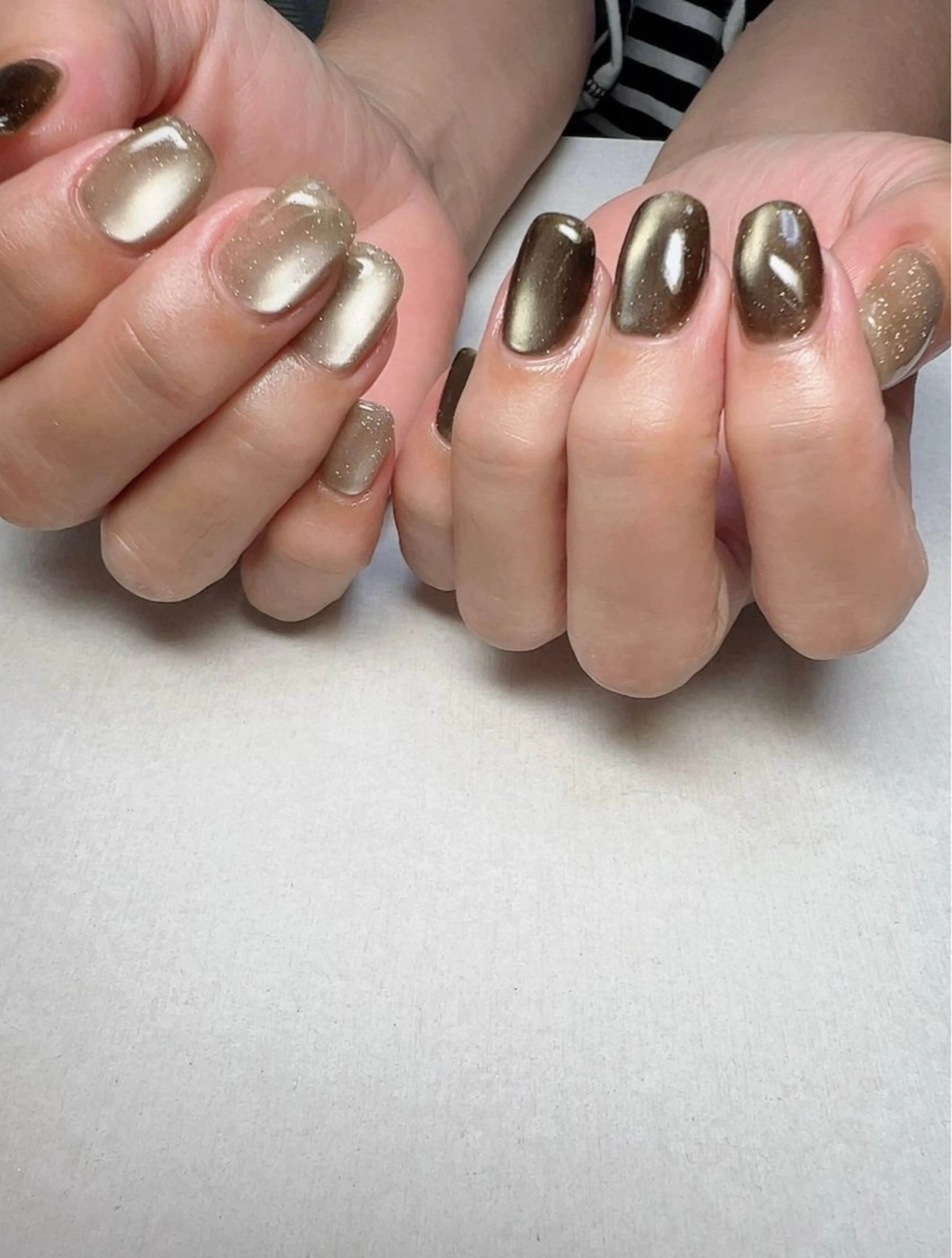 ネイル アートネイル フラッシュネイル 氷ネイル・うるうるネイル マグネットネイル ワンカラーネイル ハンドネイル irooo 21のネイルデザイン