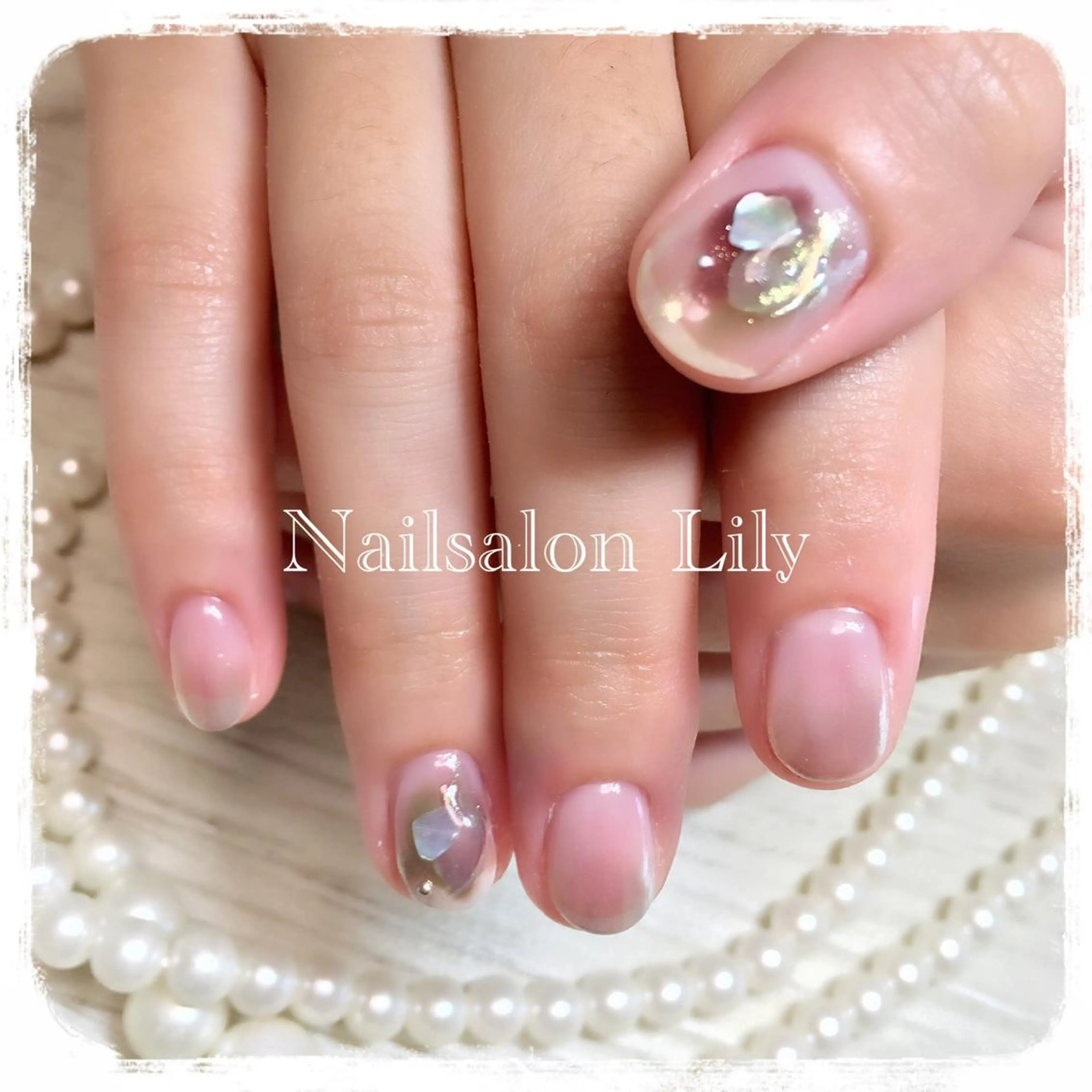 ネイル ニュアンスネイル Lily*nail 🌻Mii🌻のネイルデザイン