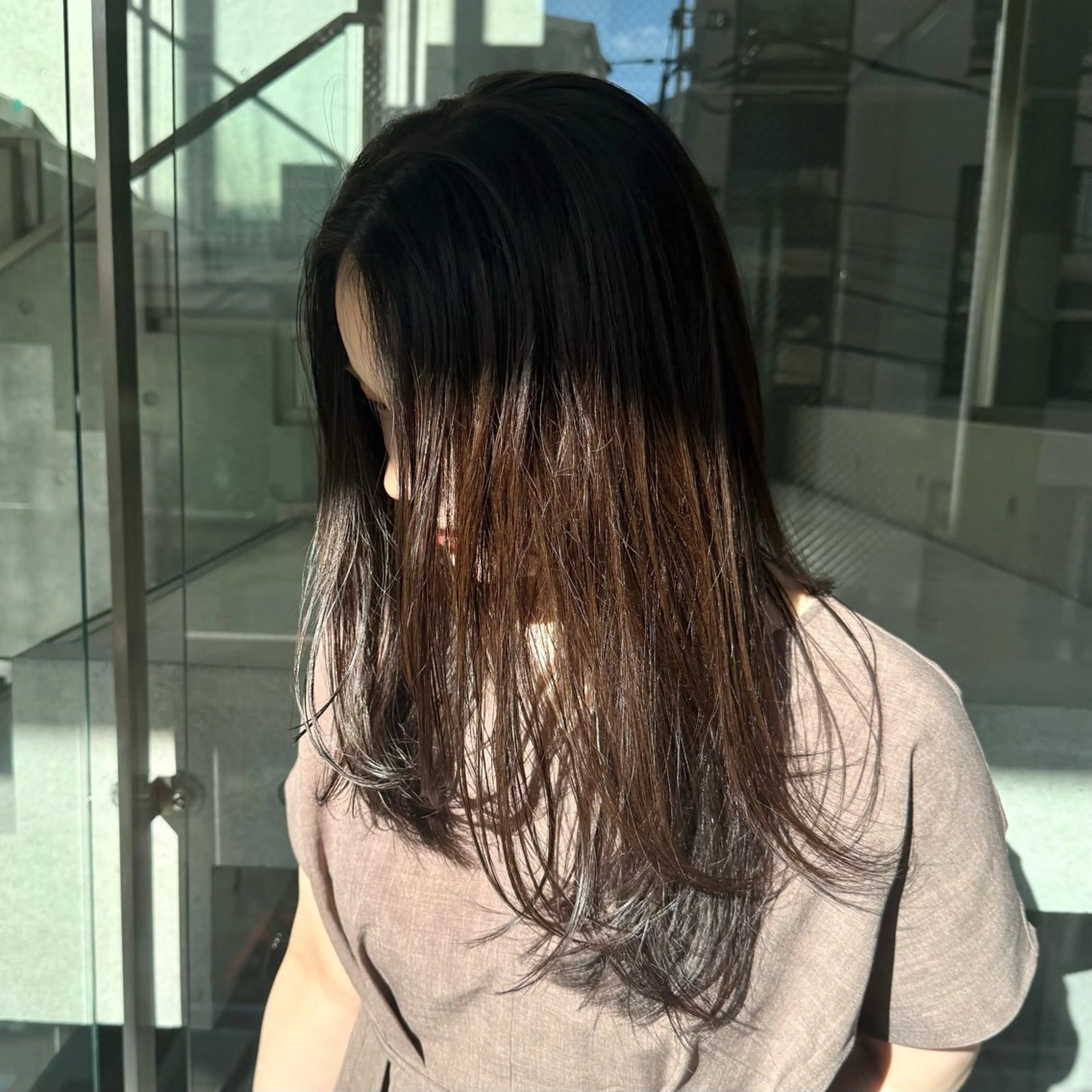 カラー RINA .のヘアスタイル