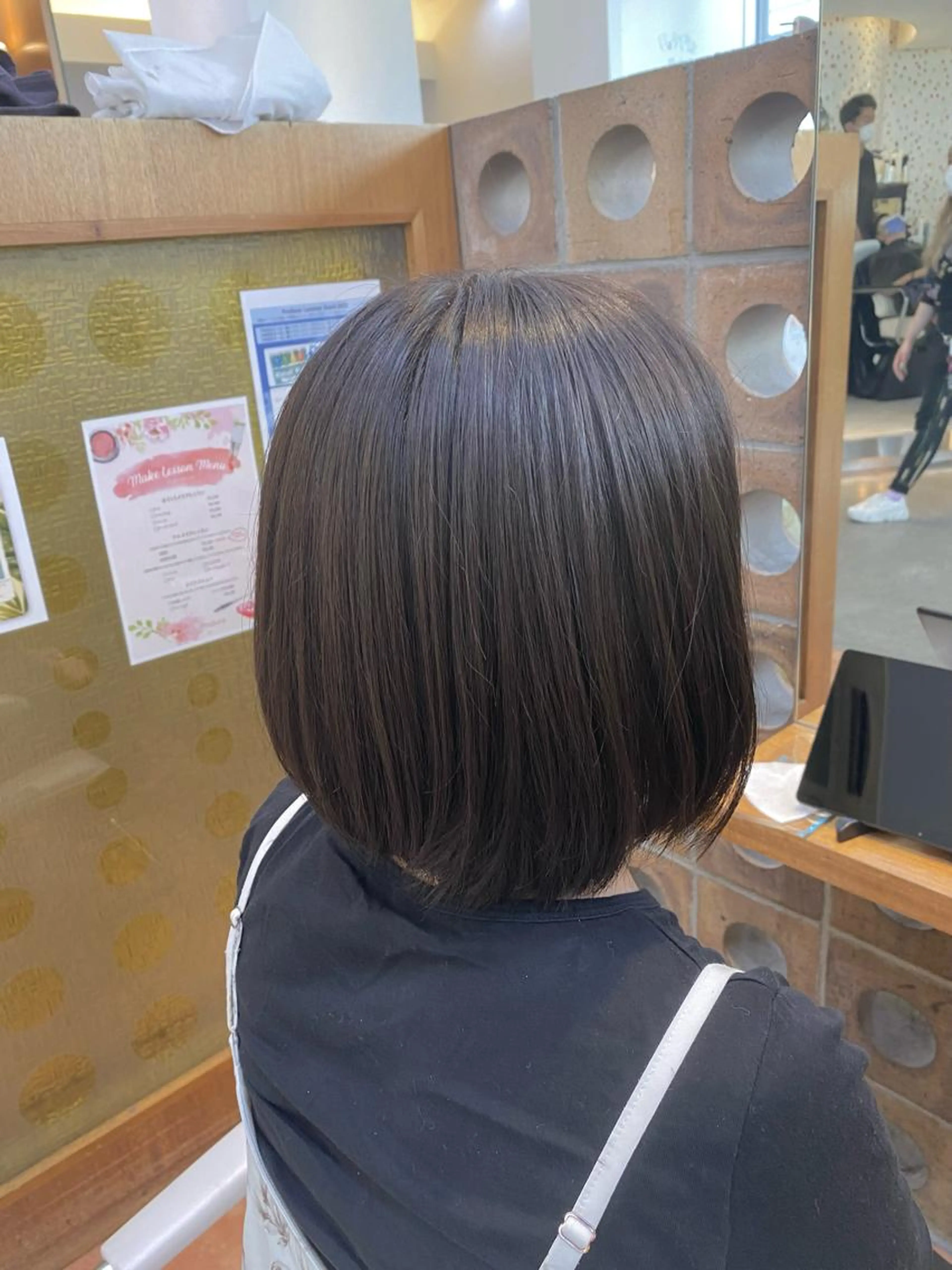 ダメージを抑えてカラーしたい方におすすめ‼️メンテナンスカット＋ダメージレスカラーの写真