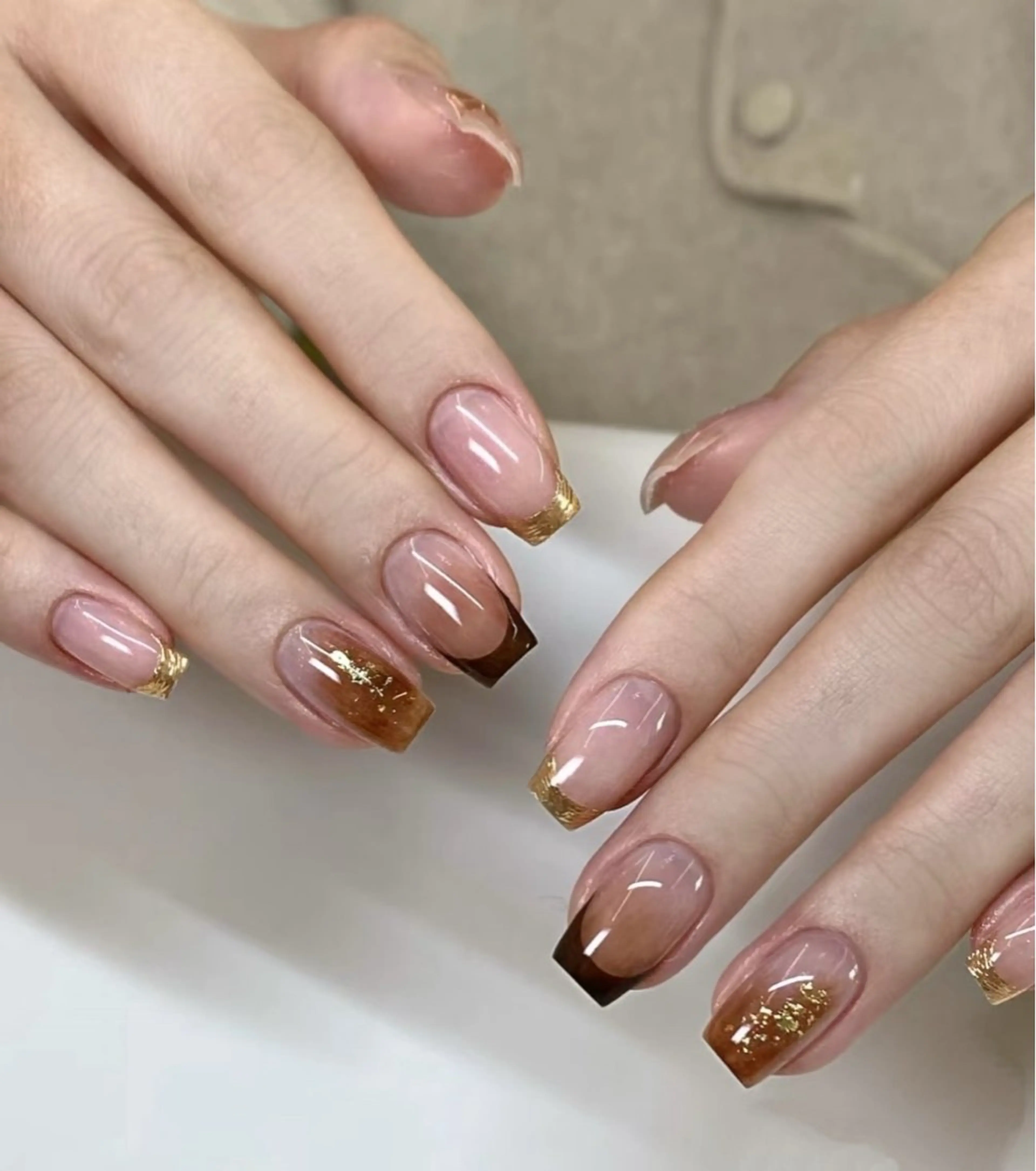 ネイル アートネイル オーロラネイル チークネイル フレンチネイル ガラスフレンチ 🎀YooLi Nail salonのネイルデザイン