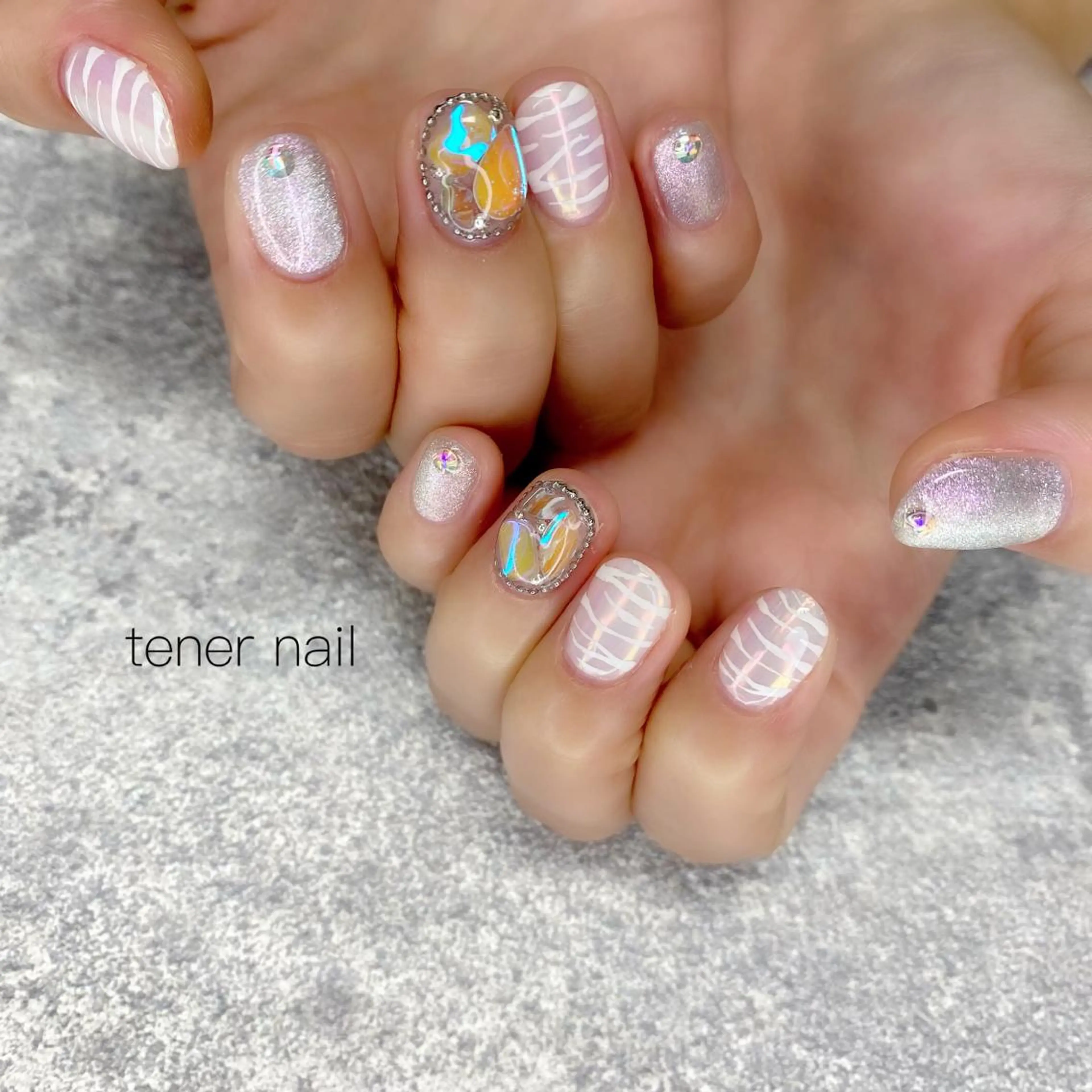 ネイル アニマル柄 オーロラネイル 韓国ネイル テネルネイル tener nailのネイルデザイン