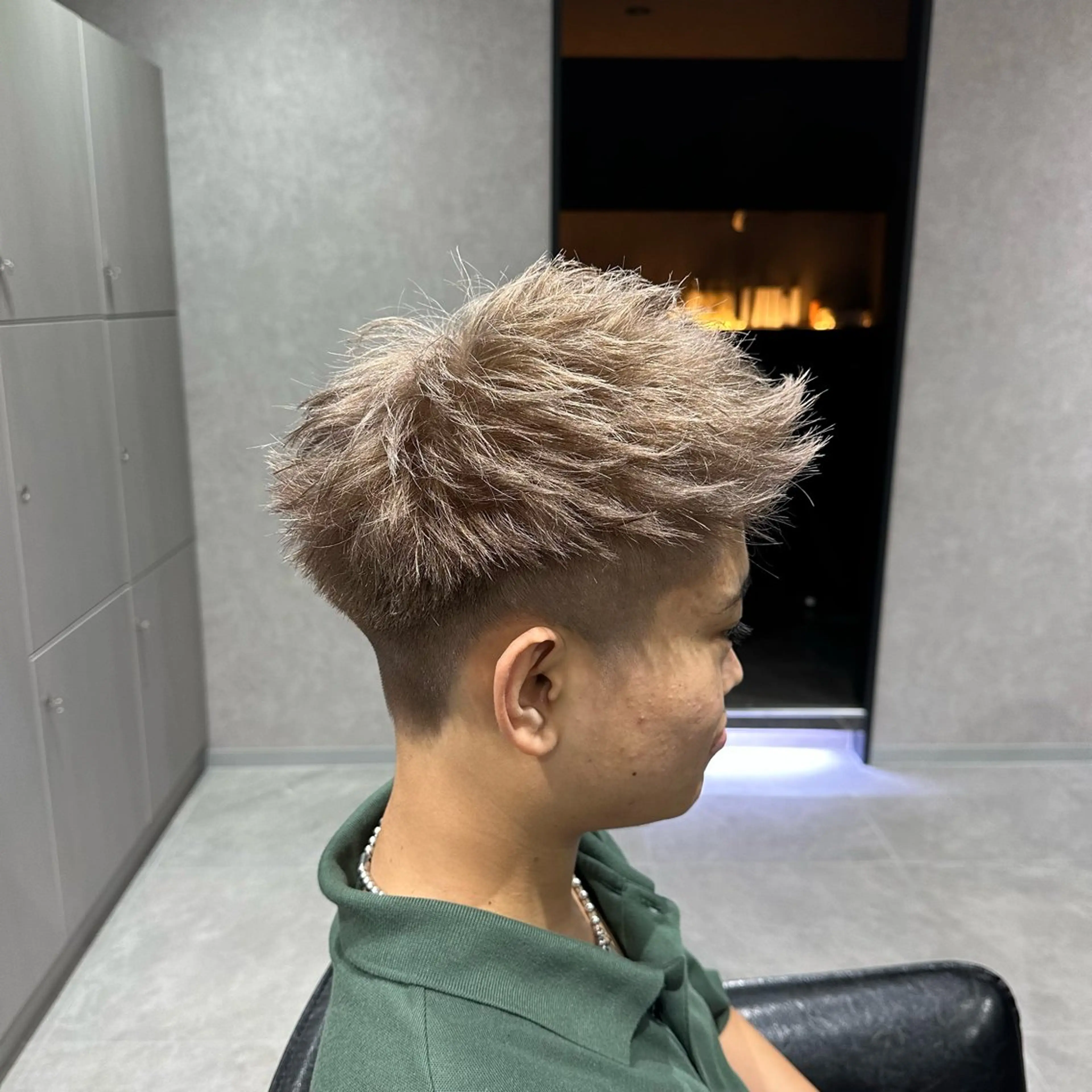 ショート カラー メンズ エースヘアー KENTAのヘアスタイル