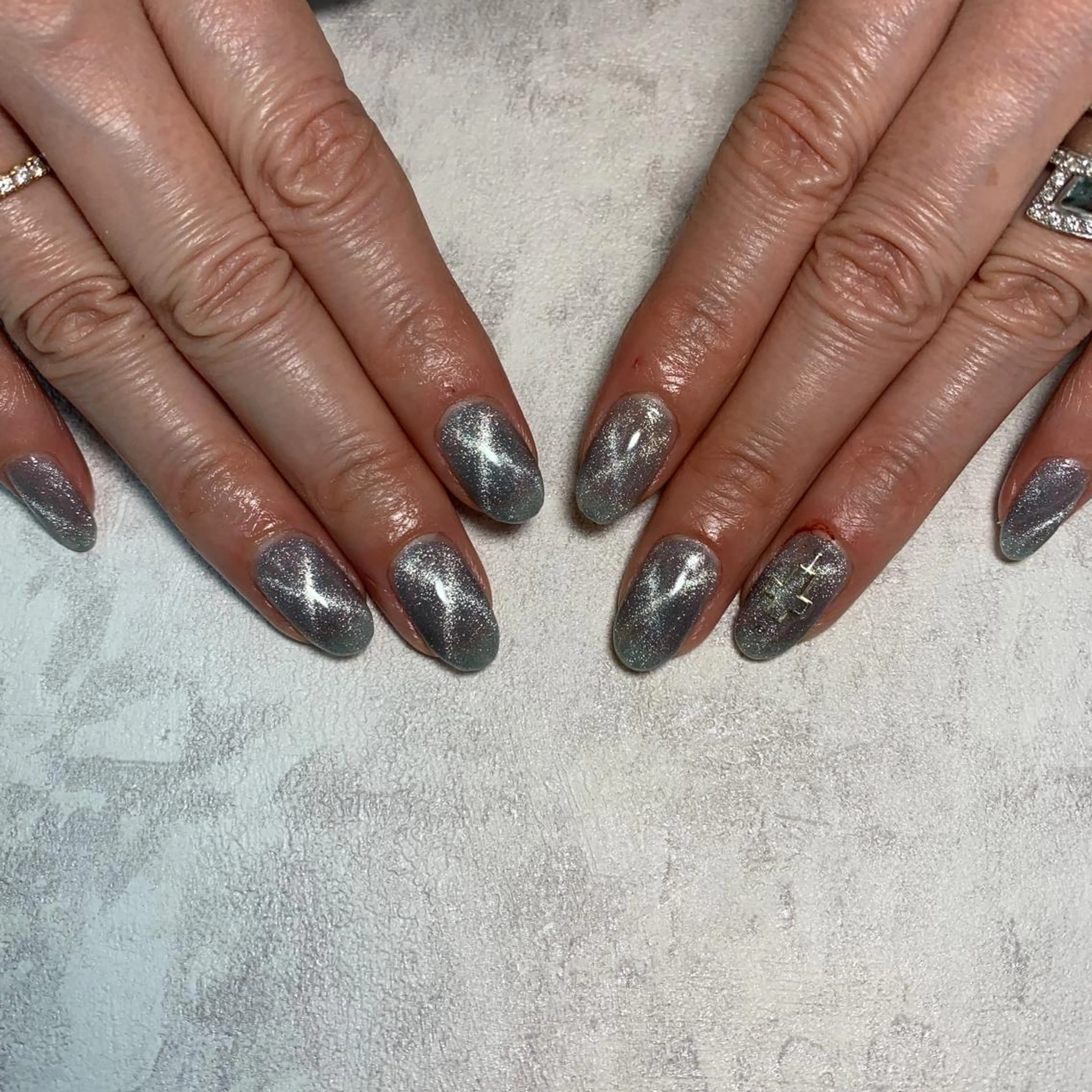 ネイル キラキラネイル マグネットネイル Li aile eye&nailのマツエク・マツパデザイン