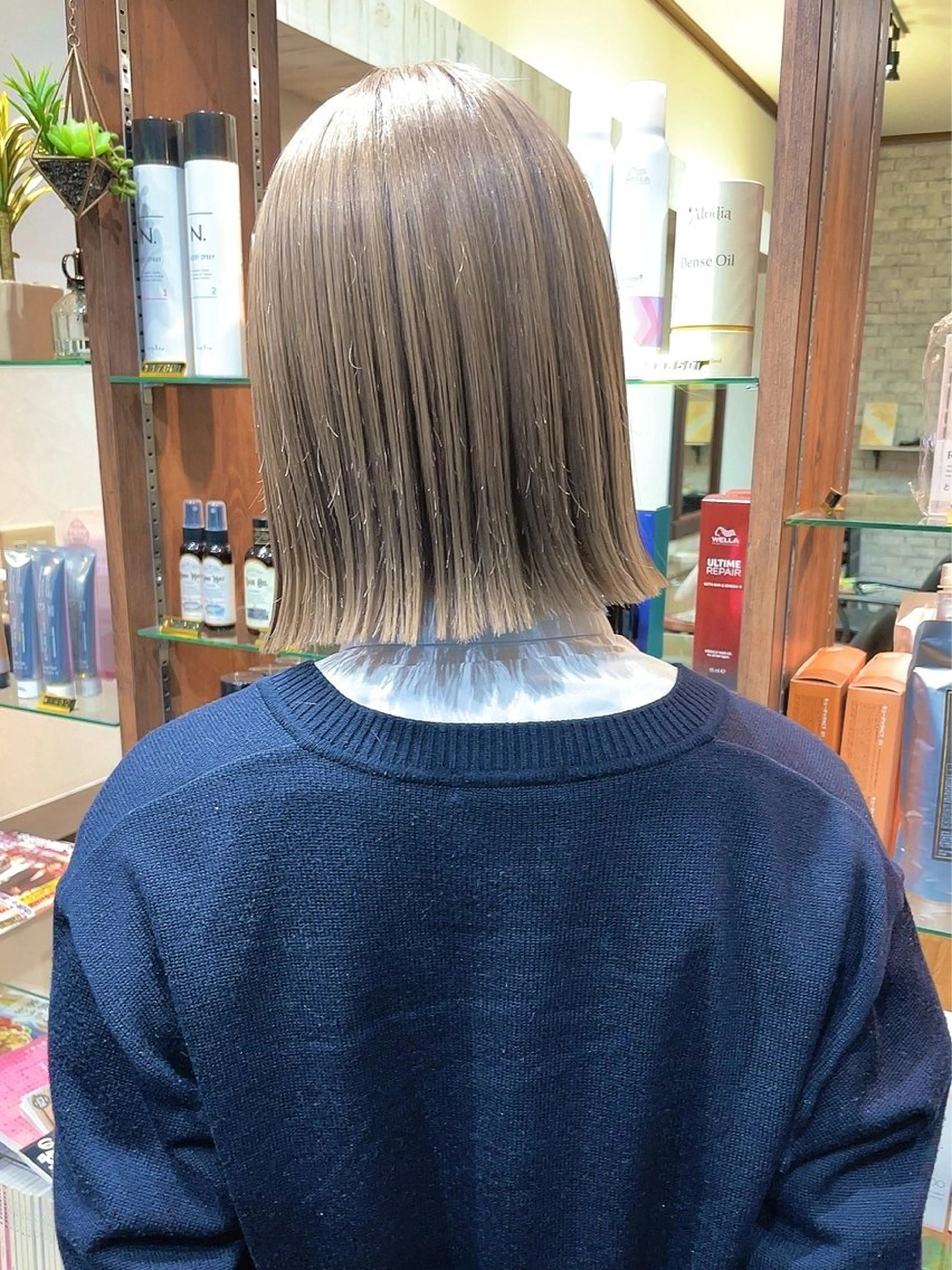 ミディアム カラー kohei 【期間限定募集】のヘアスタイル