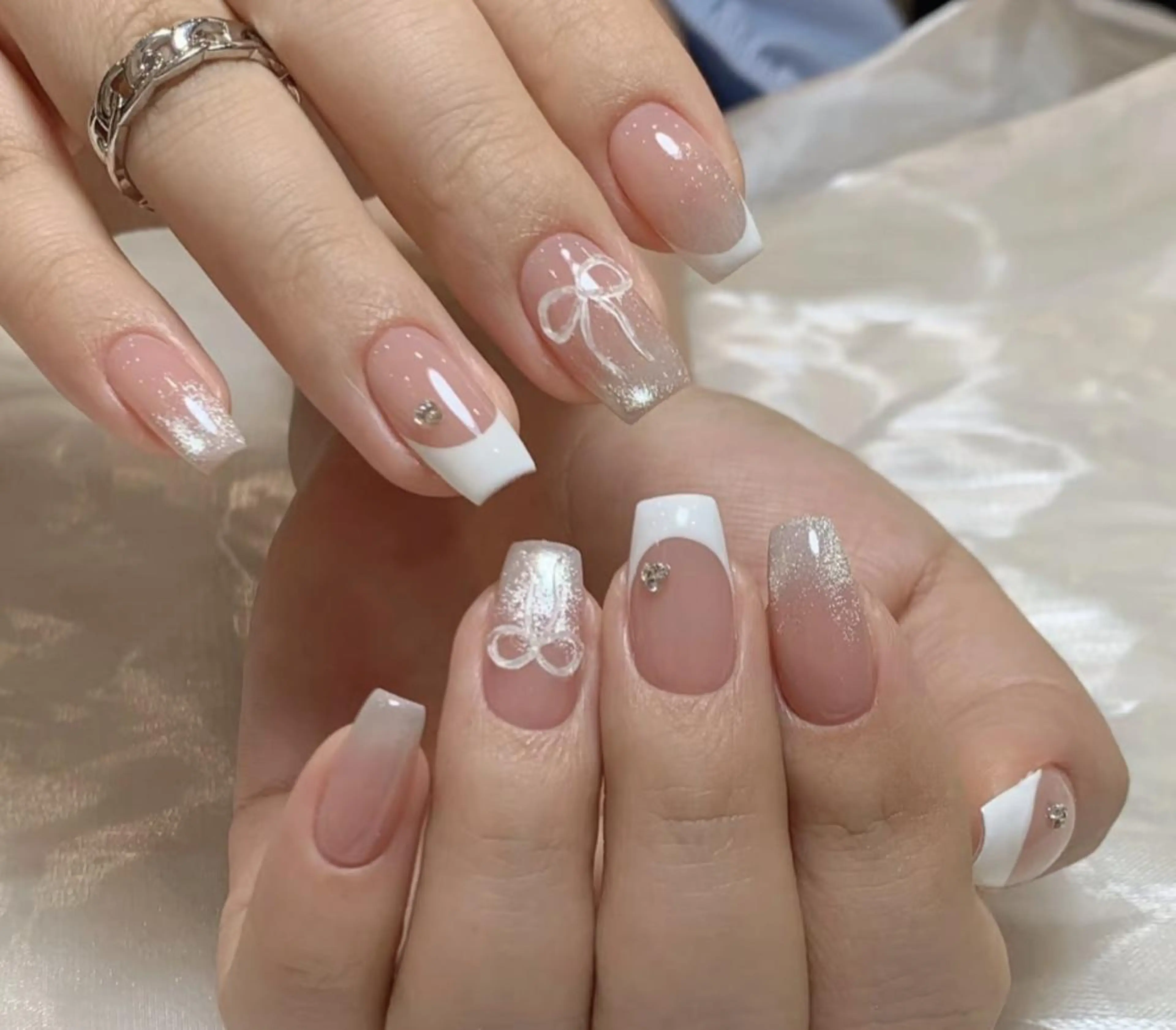 ネイル ハンドネイル 🎀 KiKi_nailのネイルデザイン