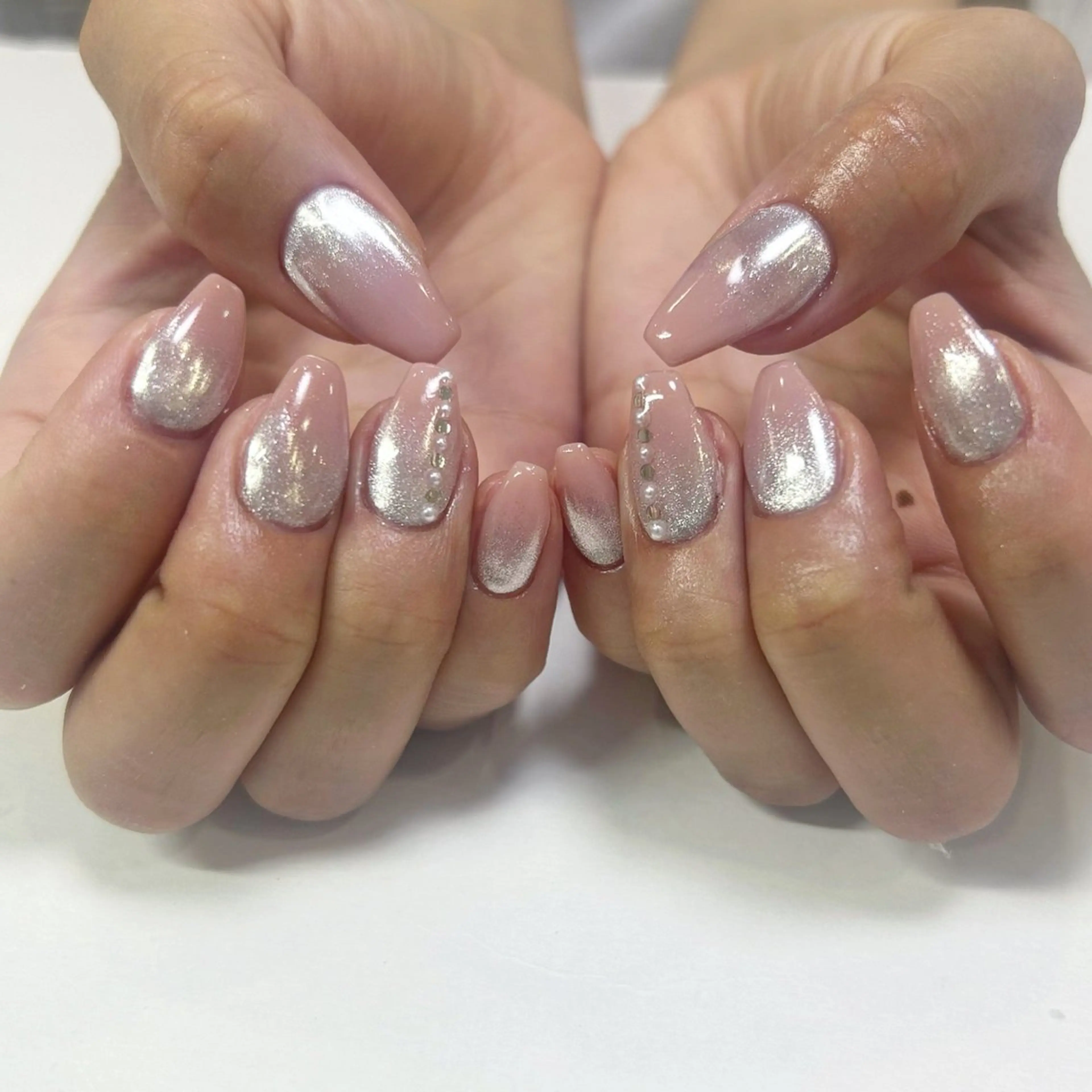 ネイル グラデーション マグネットネイル ハンドネイル haacnails（ハーシーネイル）所属・haac nailsのネイルデザイン