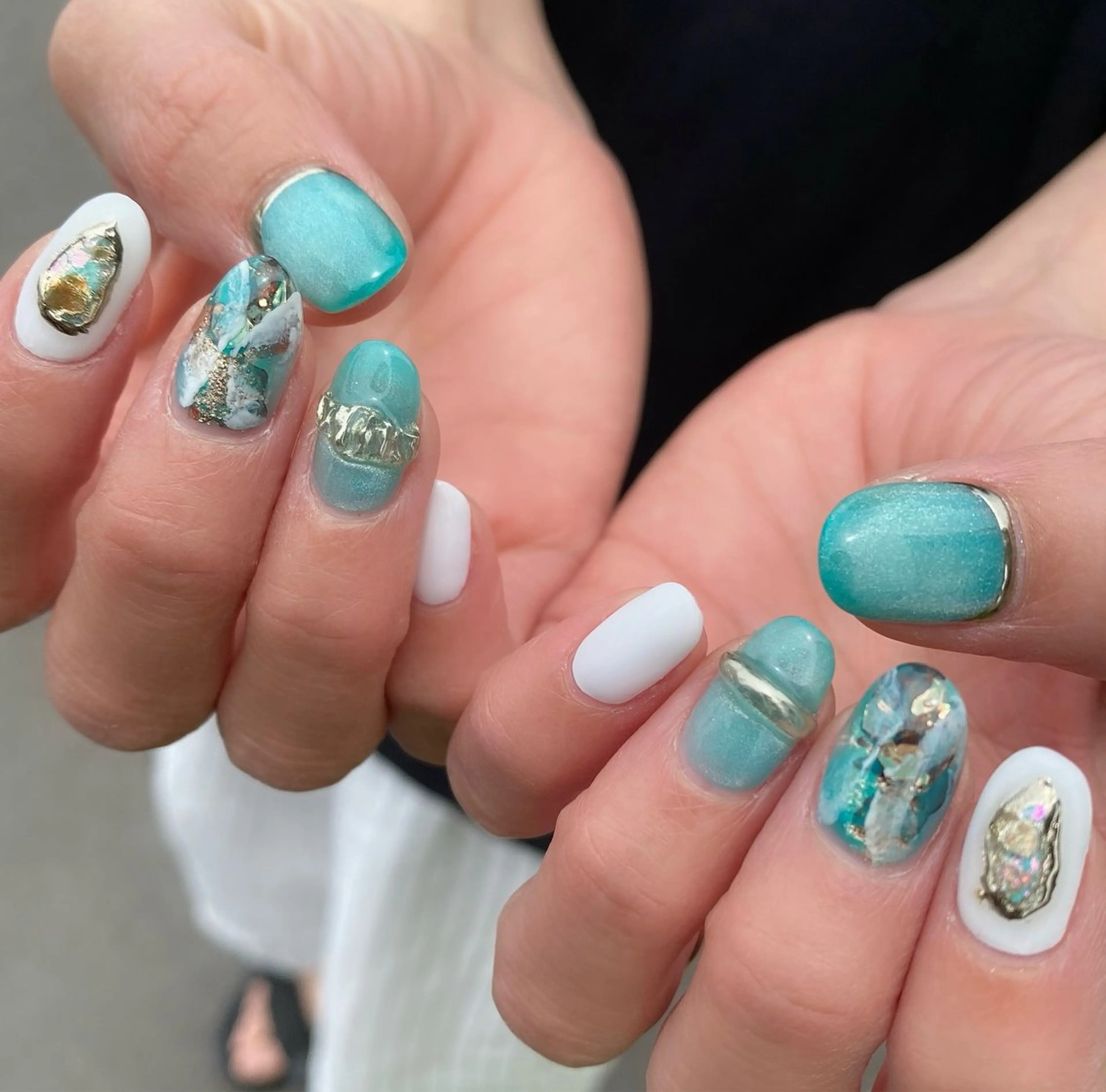 ネイル ブルー ニュアンスネイル ハンドネイル Narumi nailのネイルデザイン