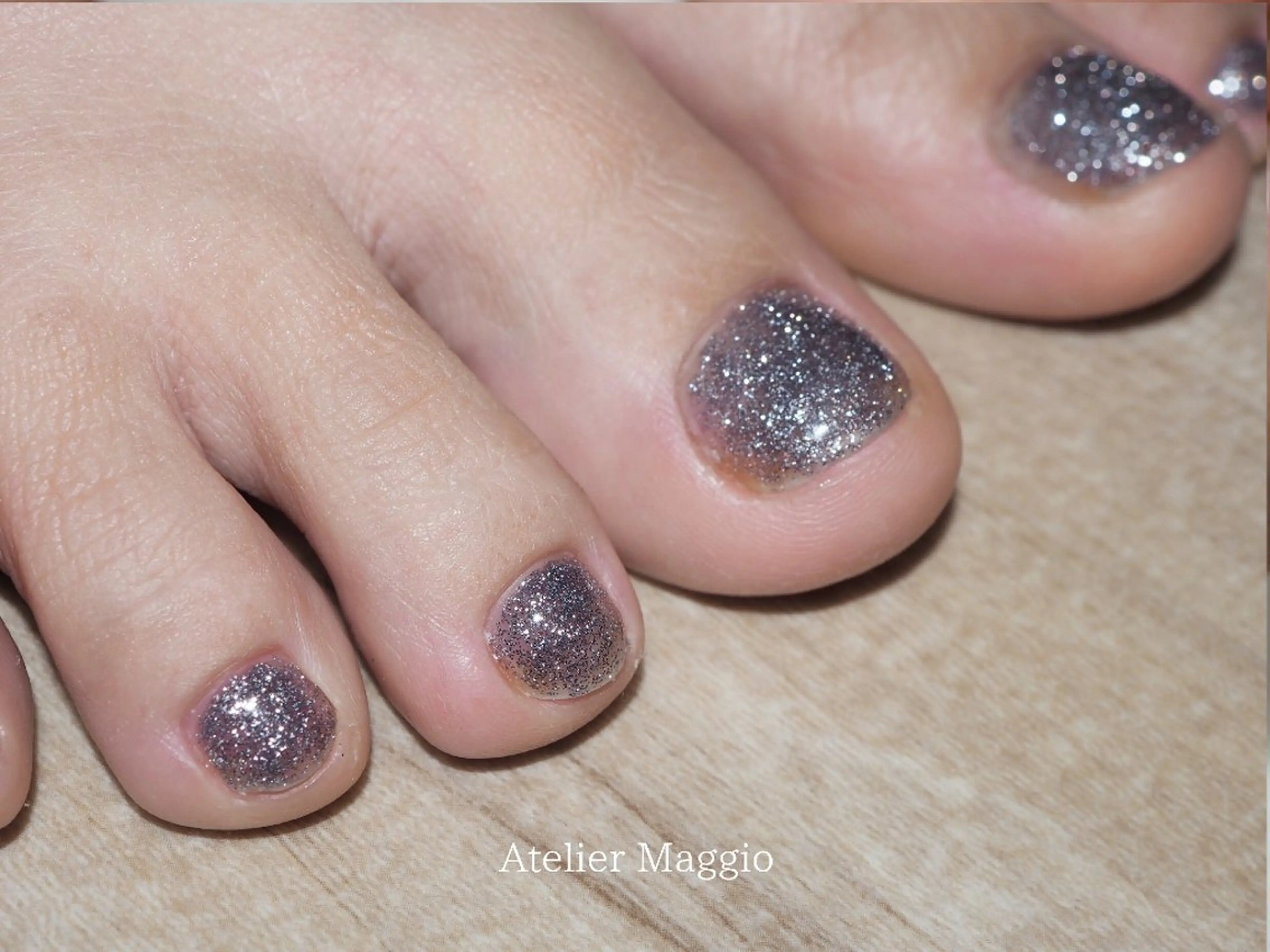 ネイル フラッシュネイル フットネイル アトリエマッジョ madokaのネイルデザイン