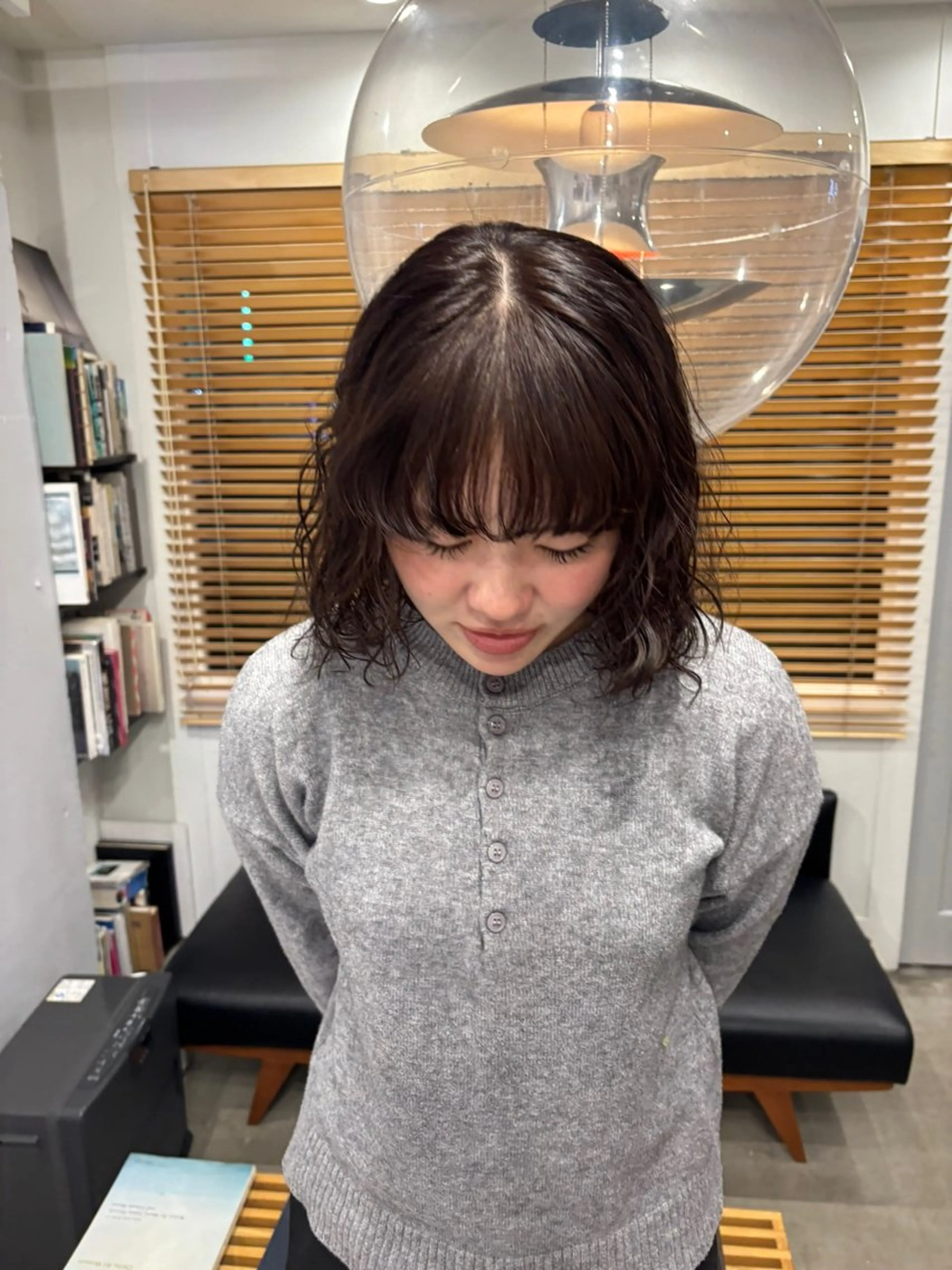 カラー パーマ 熊取谷 茉那のヘアスタイル