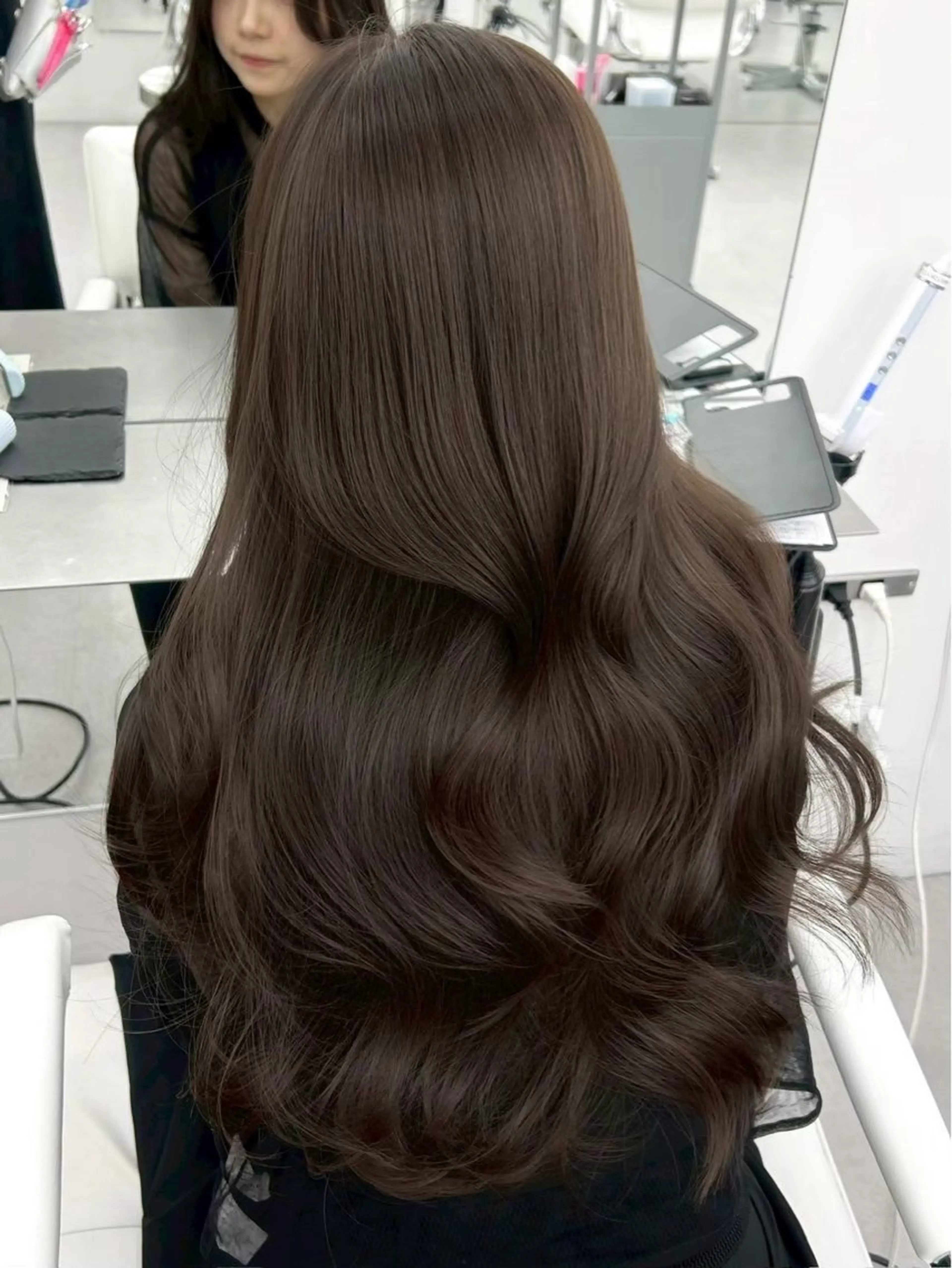 ロング カラー 透明感カラー グレージュ カット ヘアカラー トリートメント 韓国ヘア/顔周り ヘアセット/加藤優里のヘアスタイル