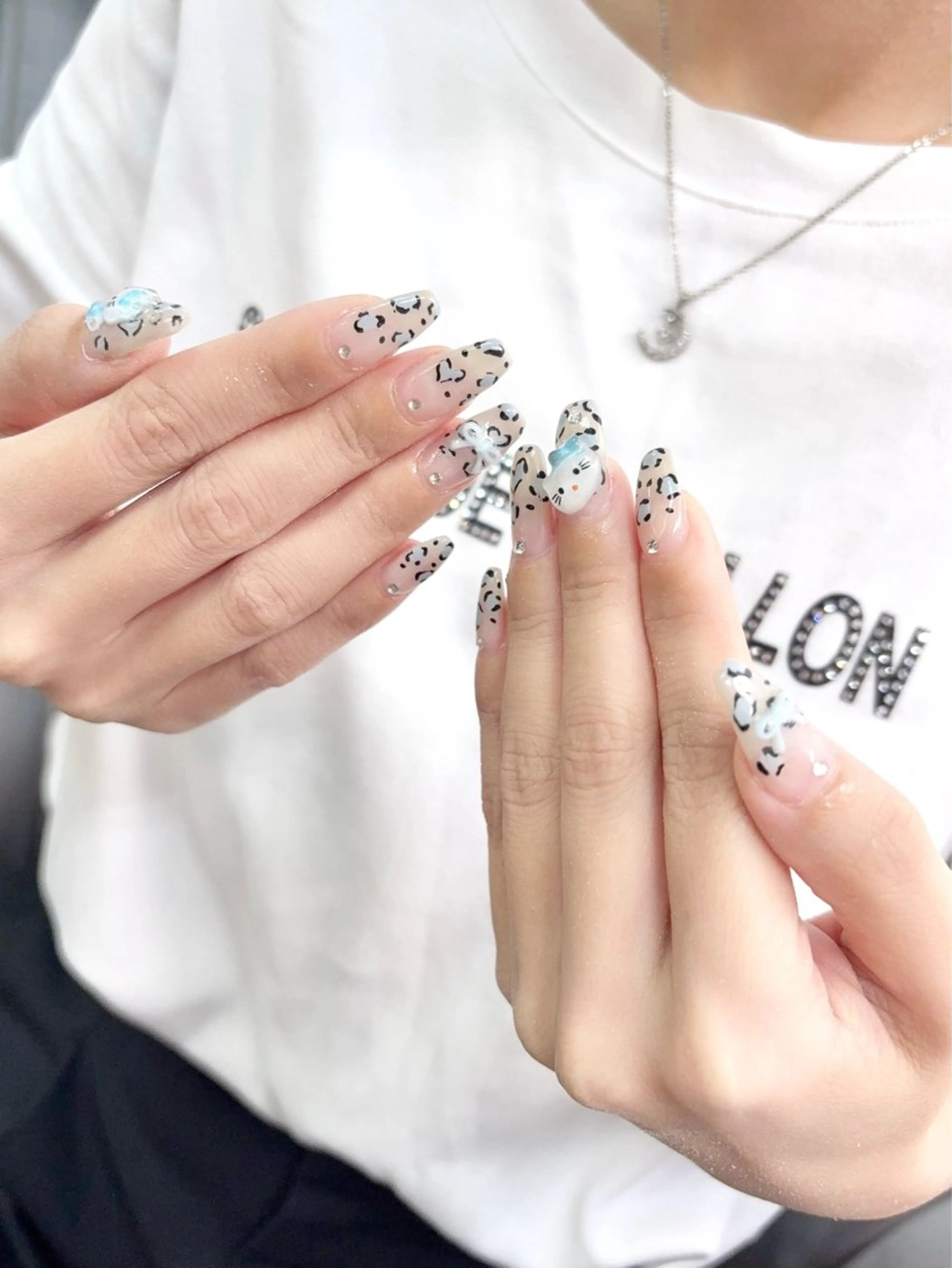 ネイル アートネイル 持ち込み ハンドネイル フットネイル Nailsalon mui.所属・中家 亜紗子のネイルデザイン