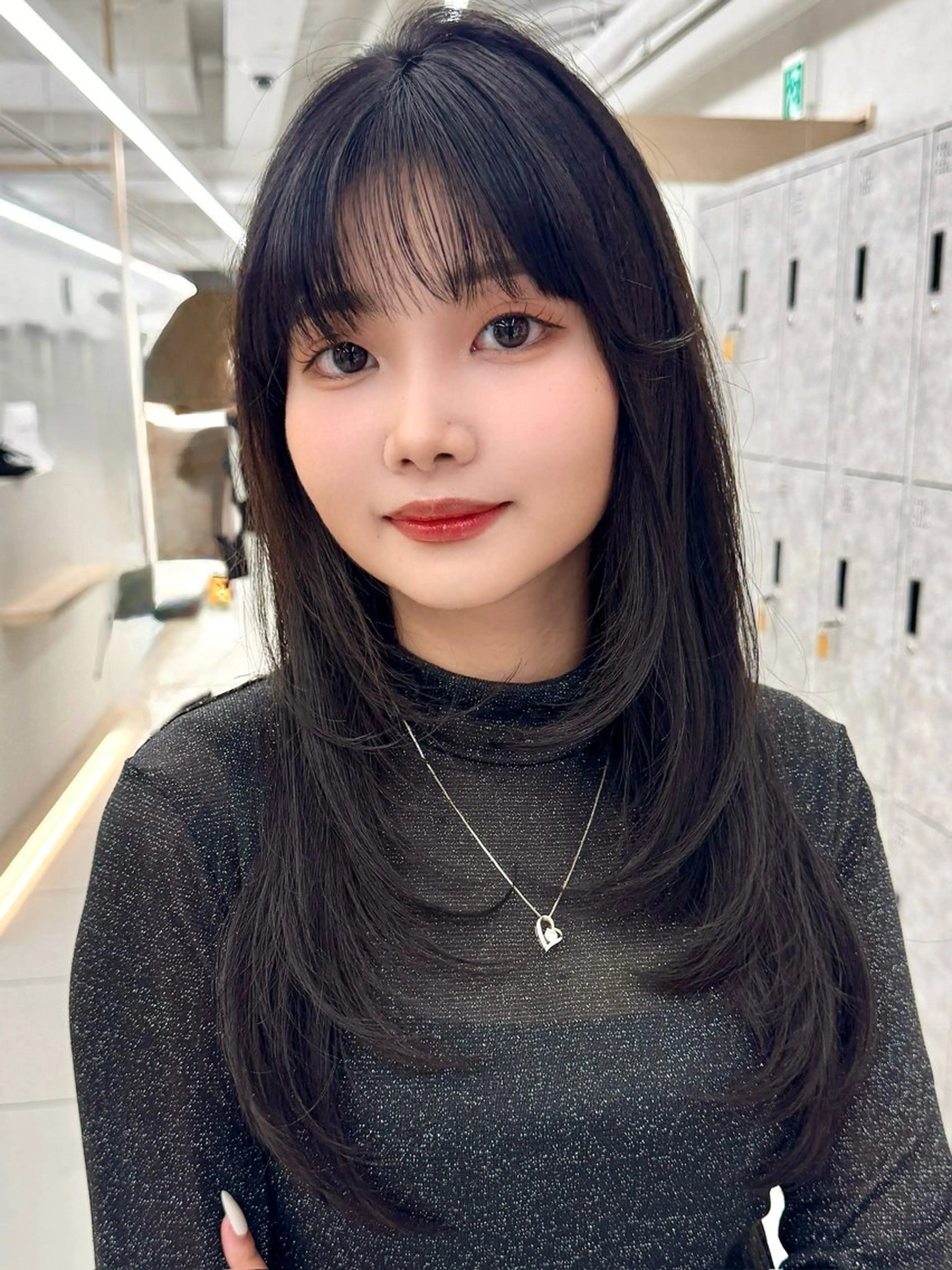 ロング 三鷹で1番ショート ボブをカットする新谷のヘアスタイル