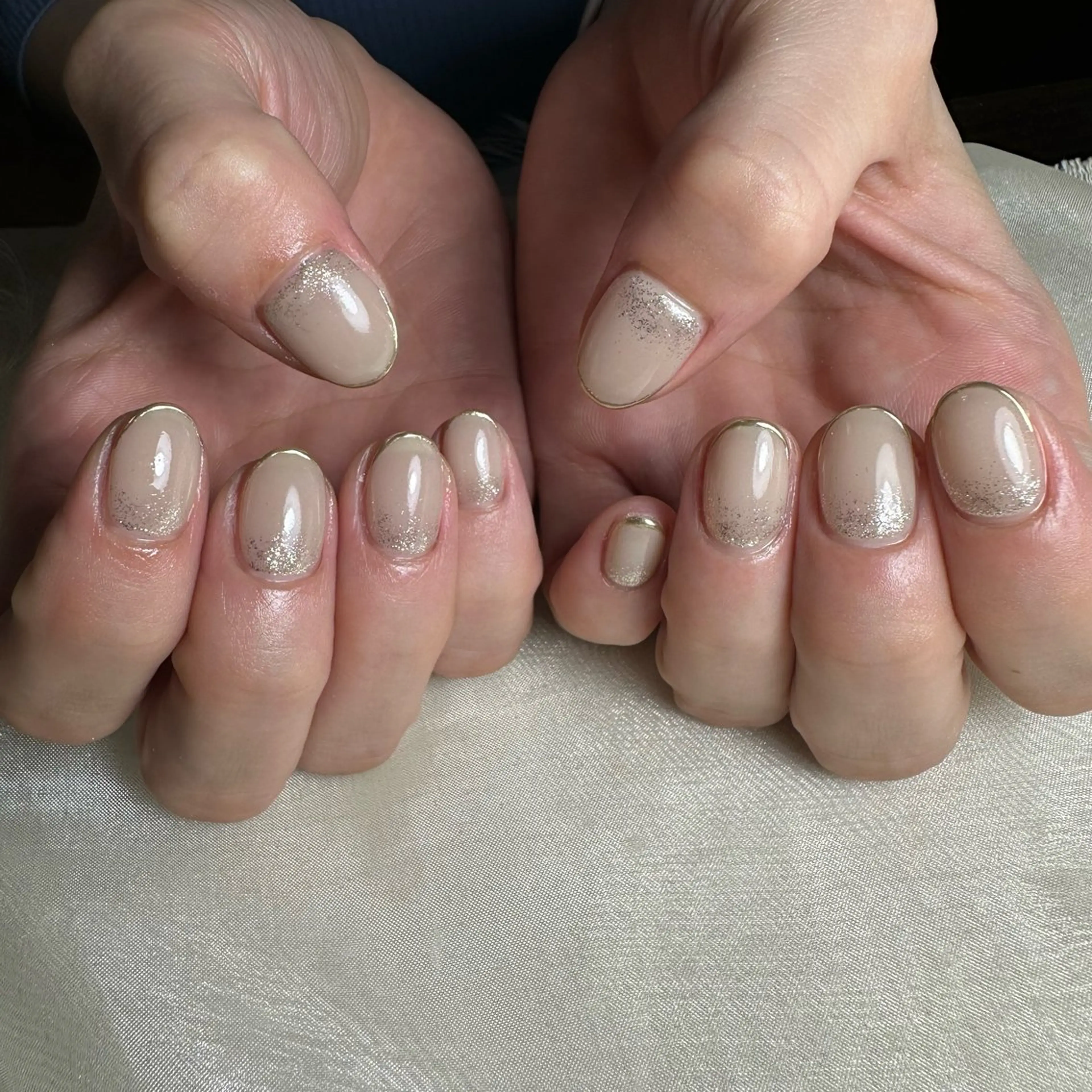 ネイル ハンドネイル repos~ルポ~所属・里見 麗のネイルデザイン