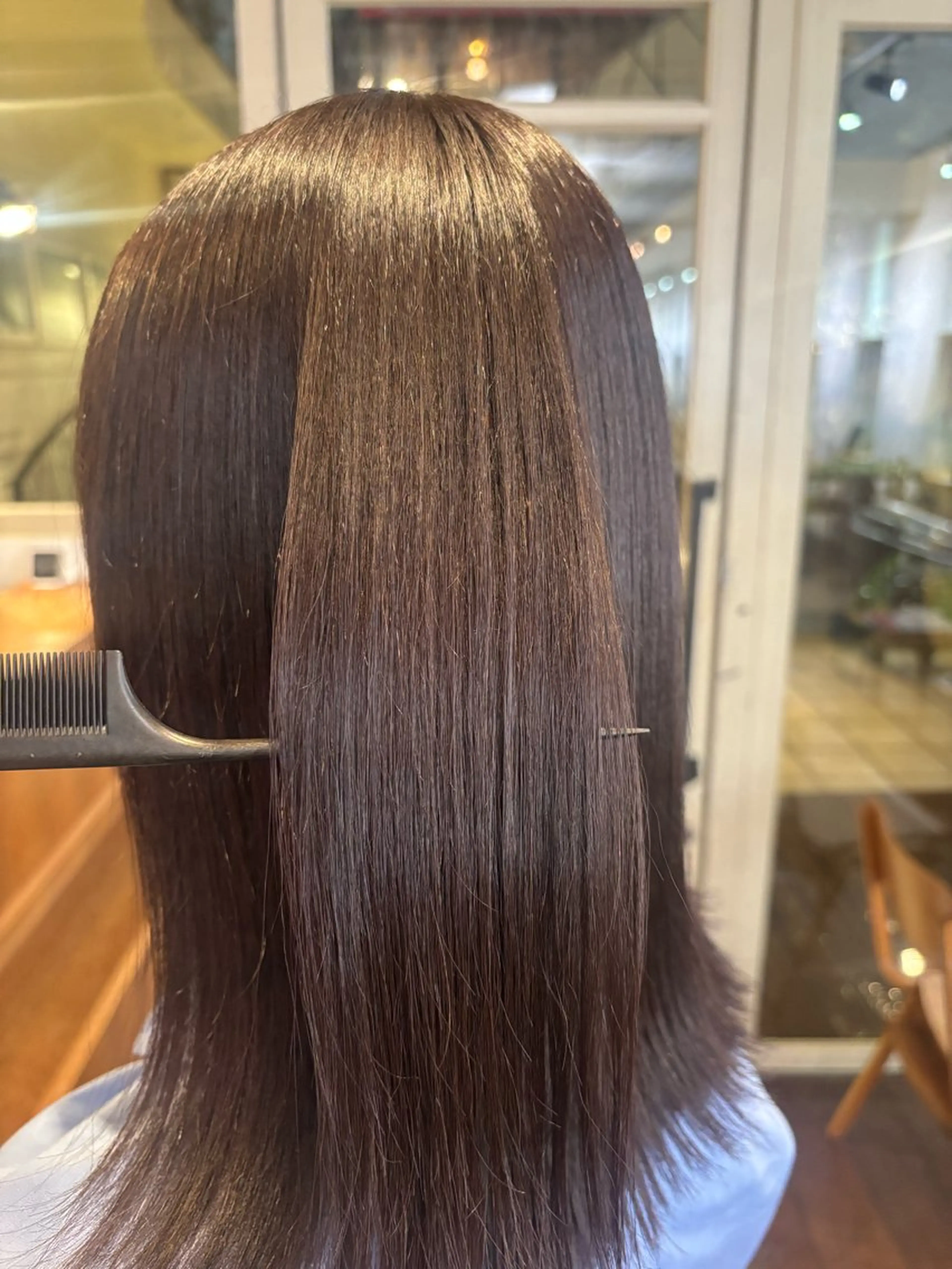 セミロング カラー くいた あやなのヘアスタイル