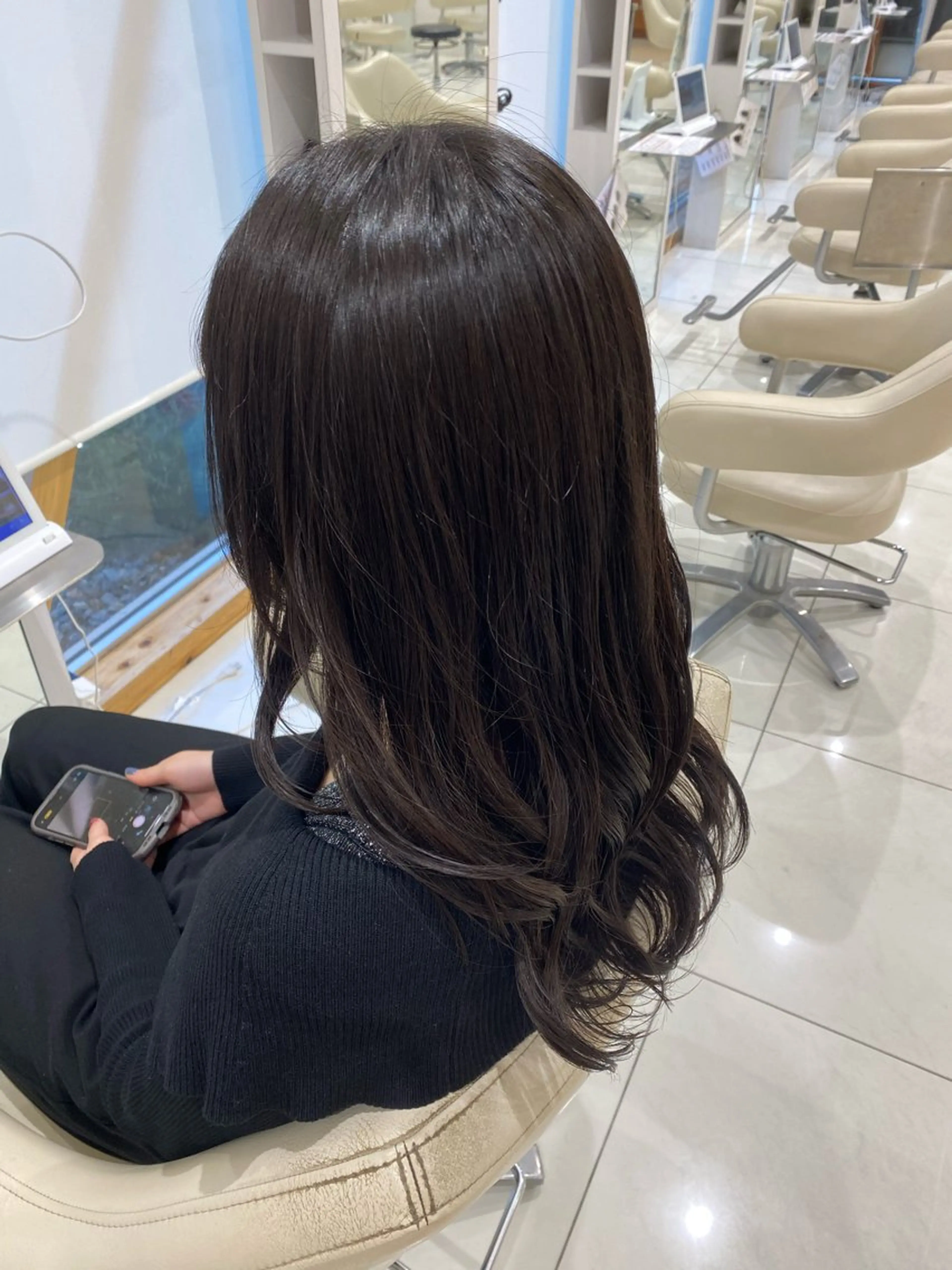 ロング カラー 中山 愛美莉のヘアスタイル