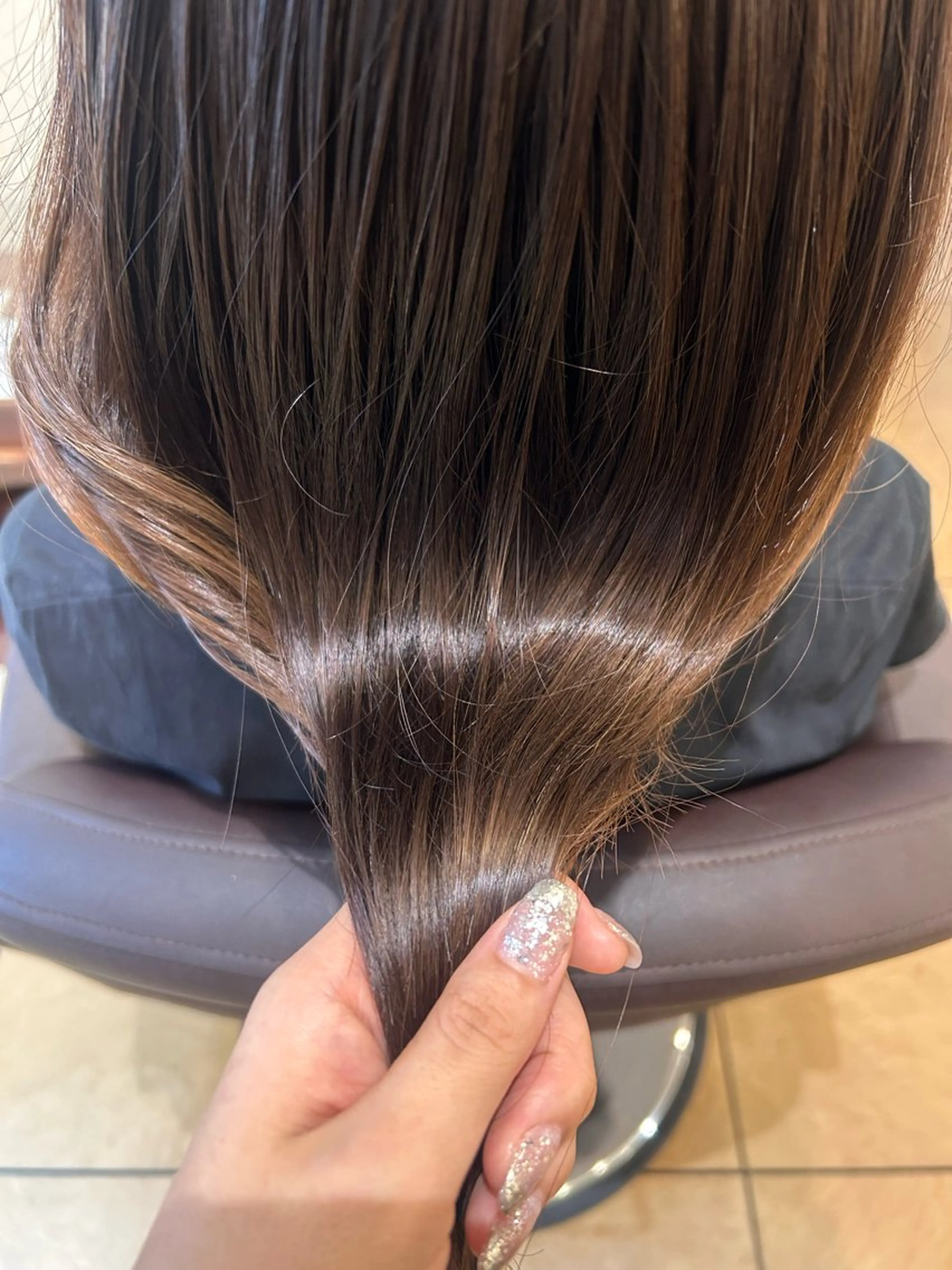 ミディアム トリートメント 🤍レイヤーツヤカラ ーAkane🇰🇷のヘアスタイル