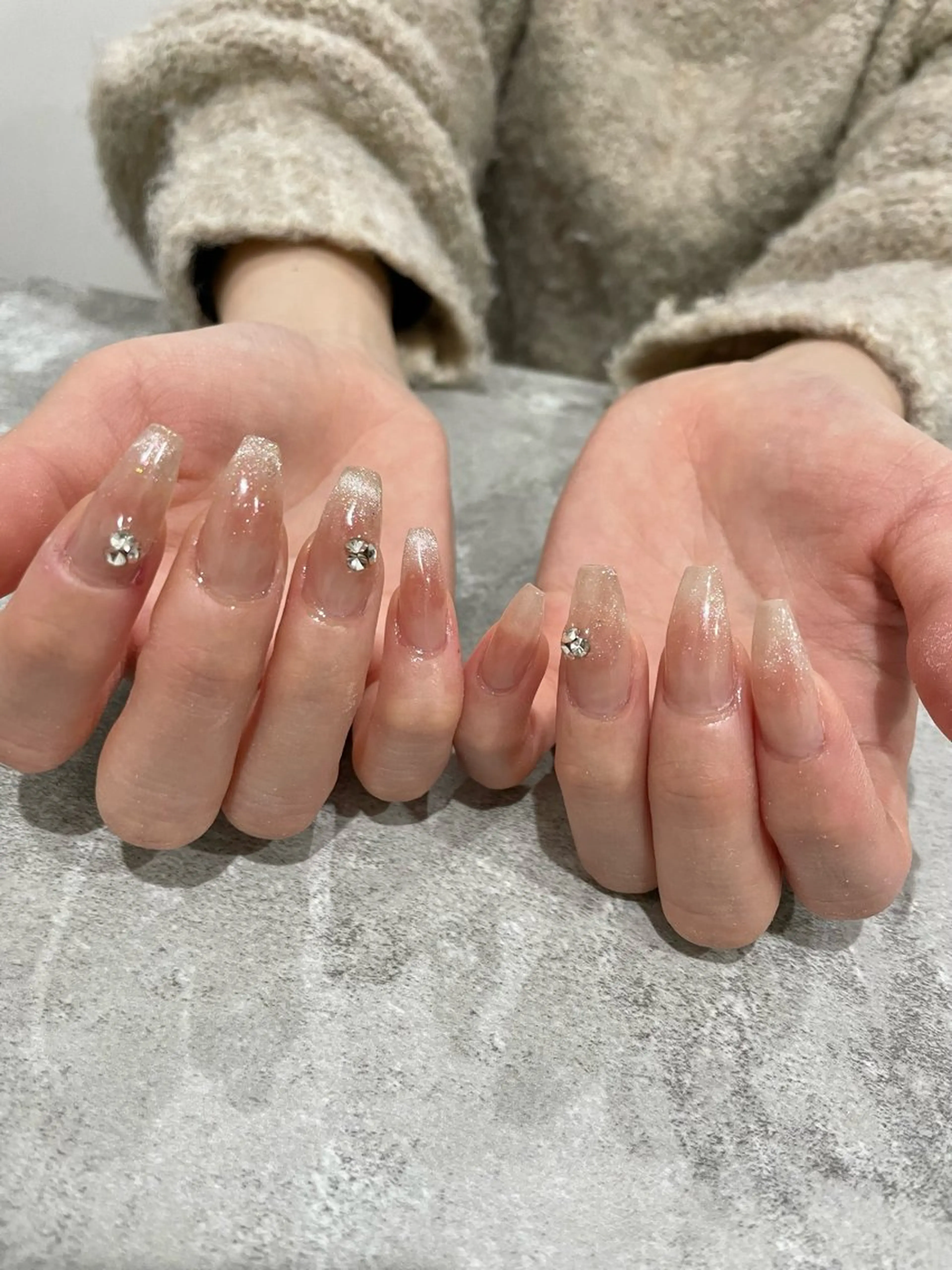 ネイル 持ち込み ハンドネイル Raviliss ♡のネイルデザイン