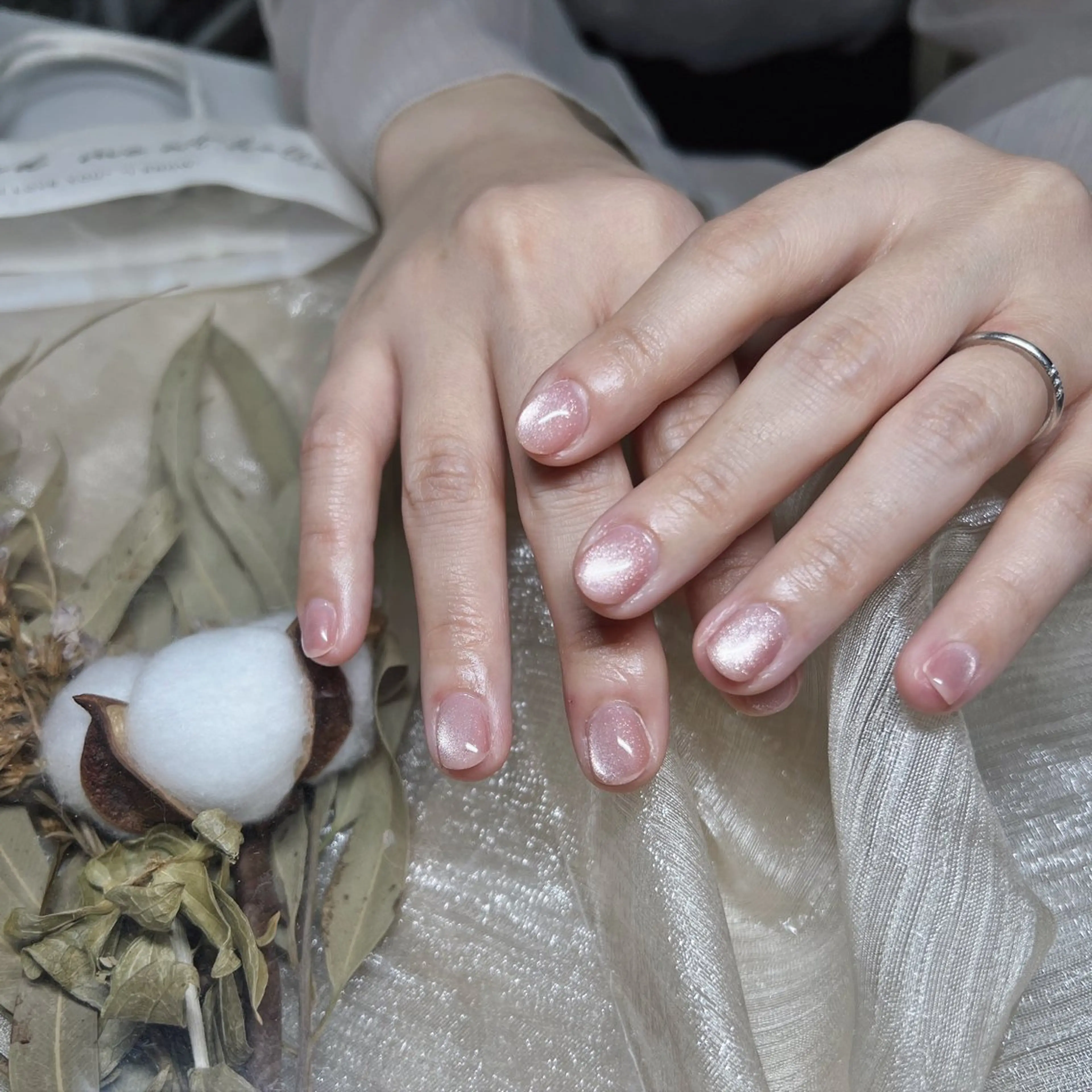 ネイル ハンドネイル KURE ISAKIのネイルデザイン