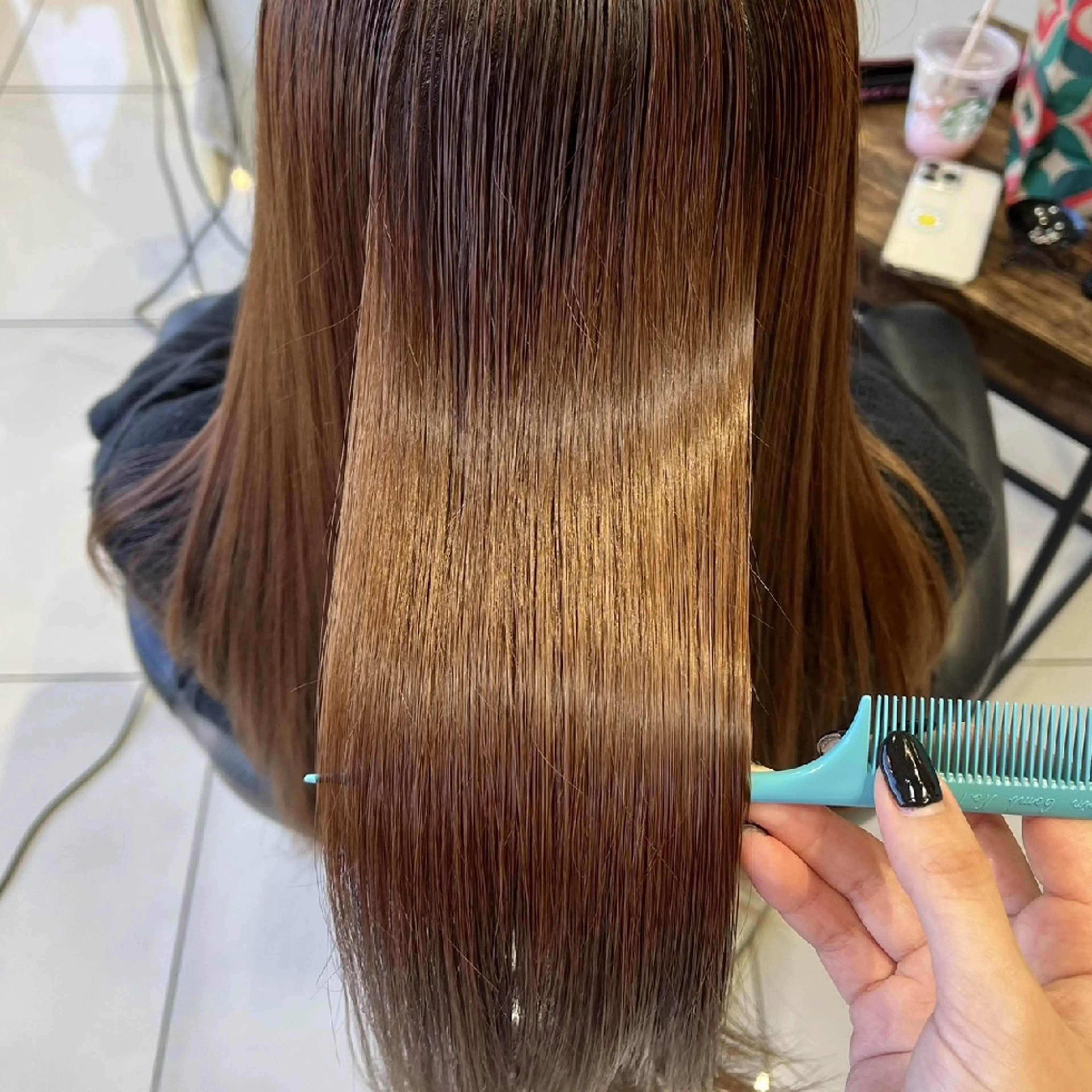 ミディアム トリートメント ヘッドスパ 顔周りカット/お呼ば れヘア/レイヤーのヘアスタイル