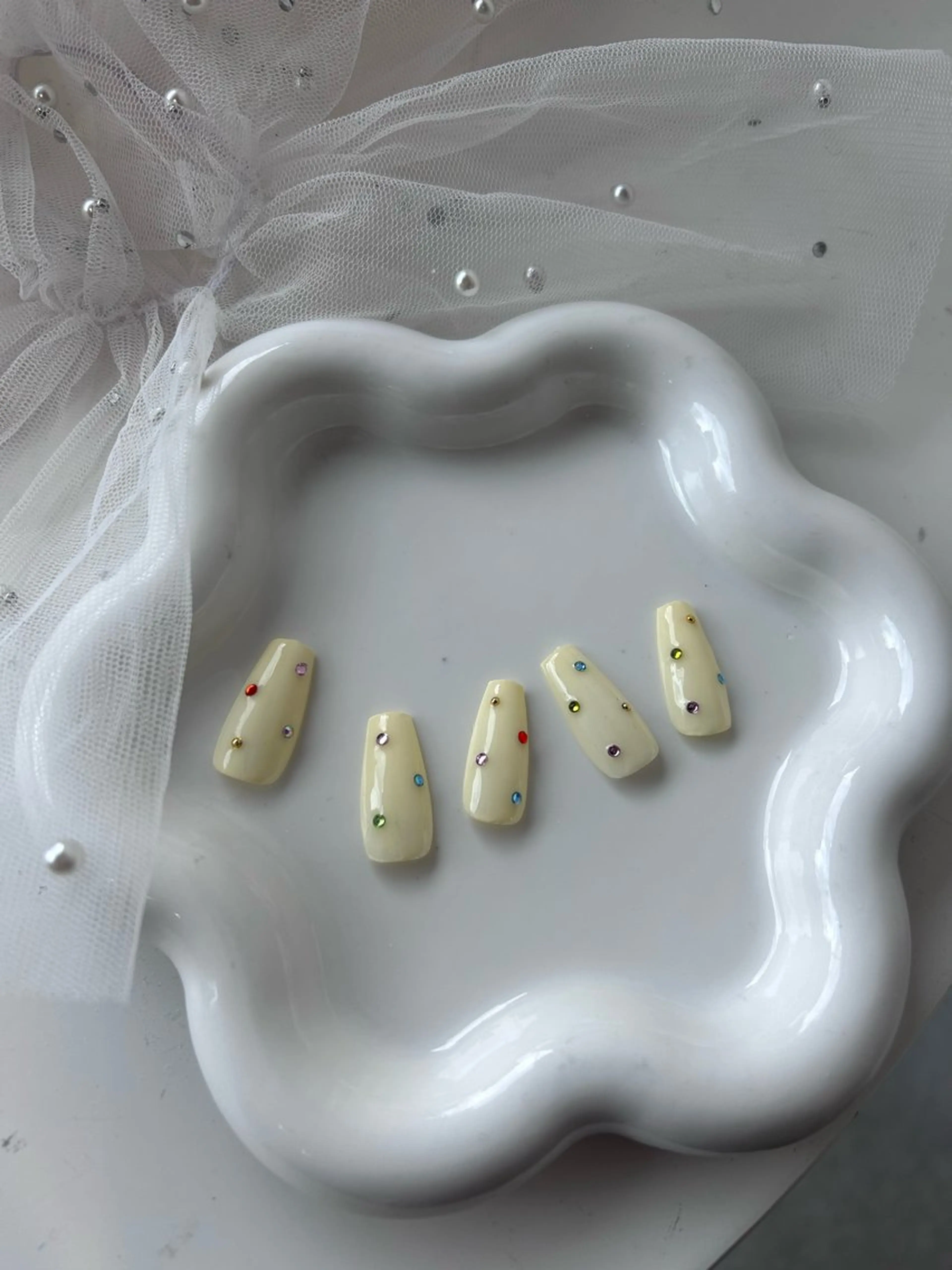 ネイル アートネイル ワンカラーネイル ストーンネイル vante yudukiのネイルデザイン