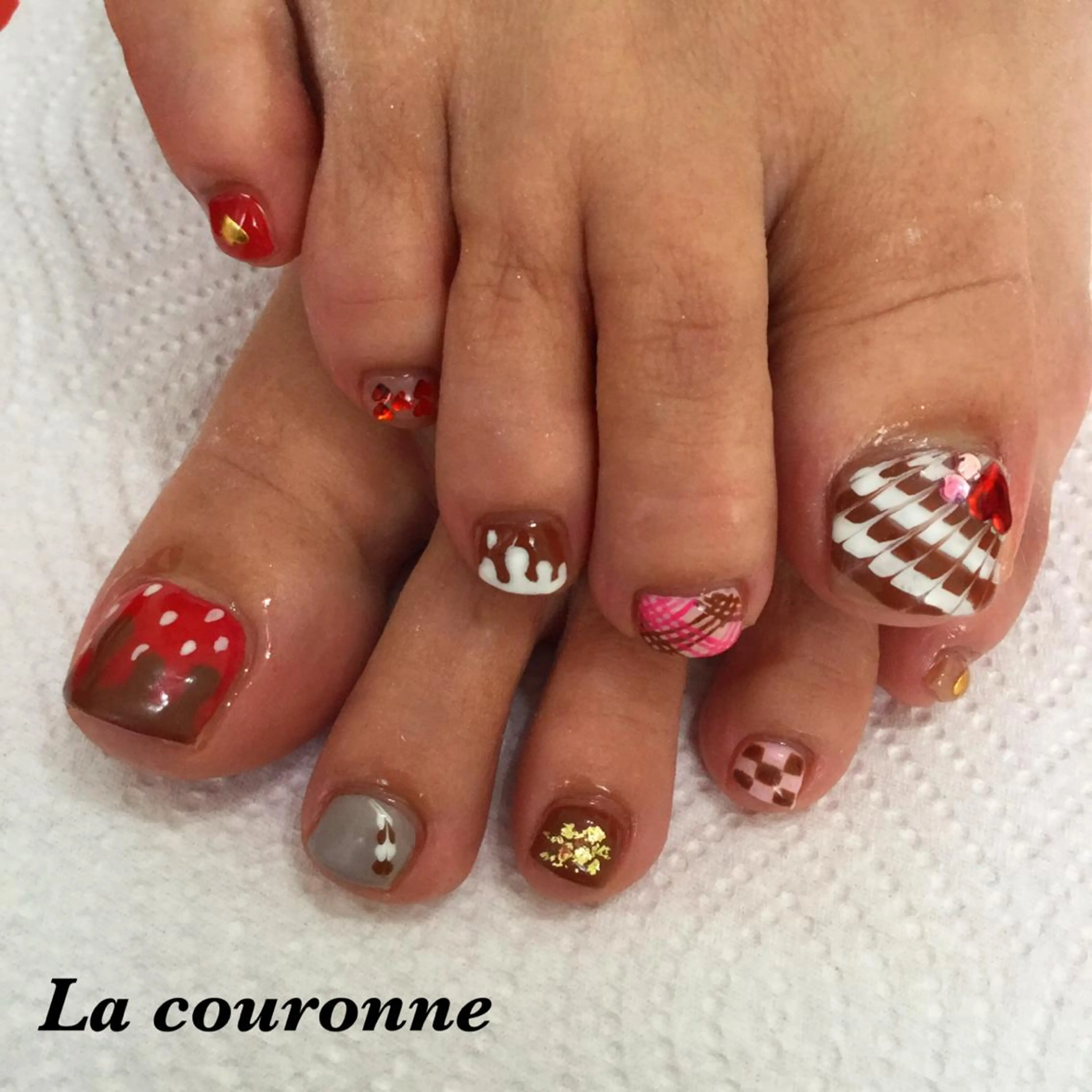 ネイル フットネイル Lacouronne NATSUMIのネイルデザイン