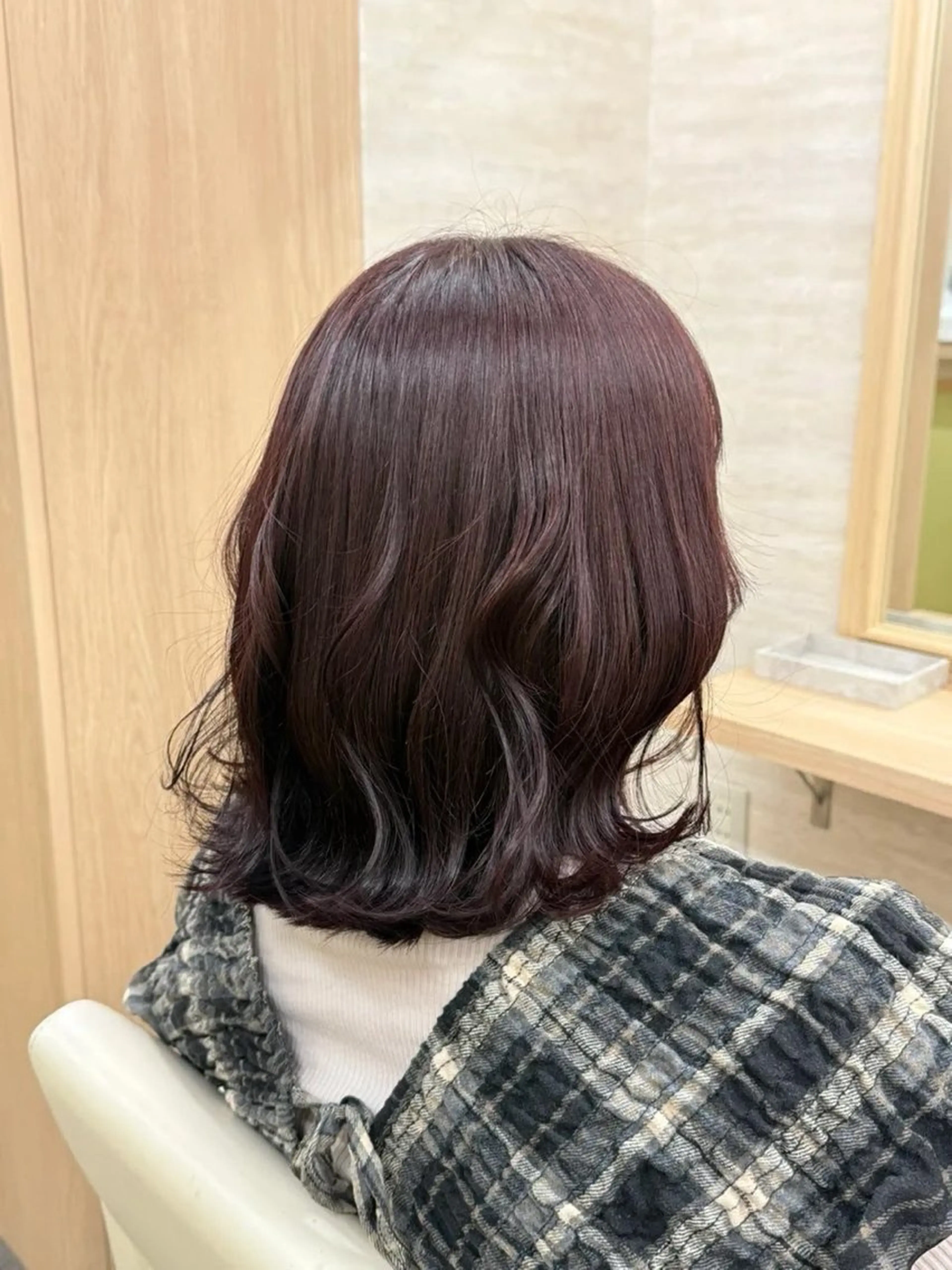 ミディアム ヘアカラー 小林 龍斗のヘアスタイル