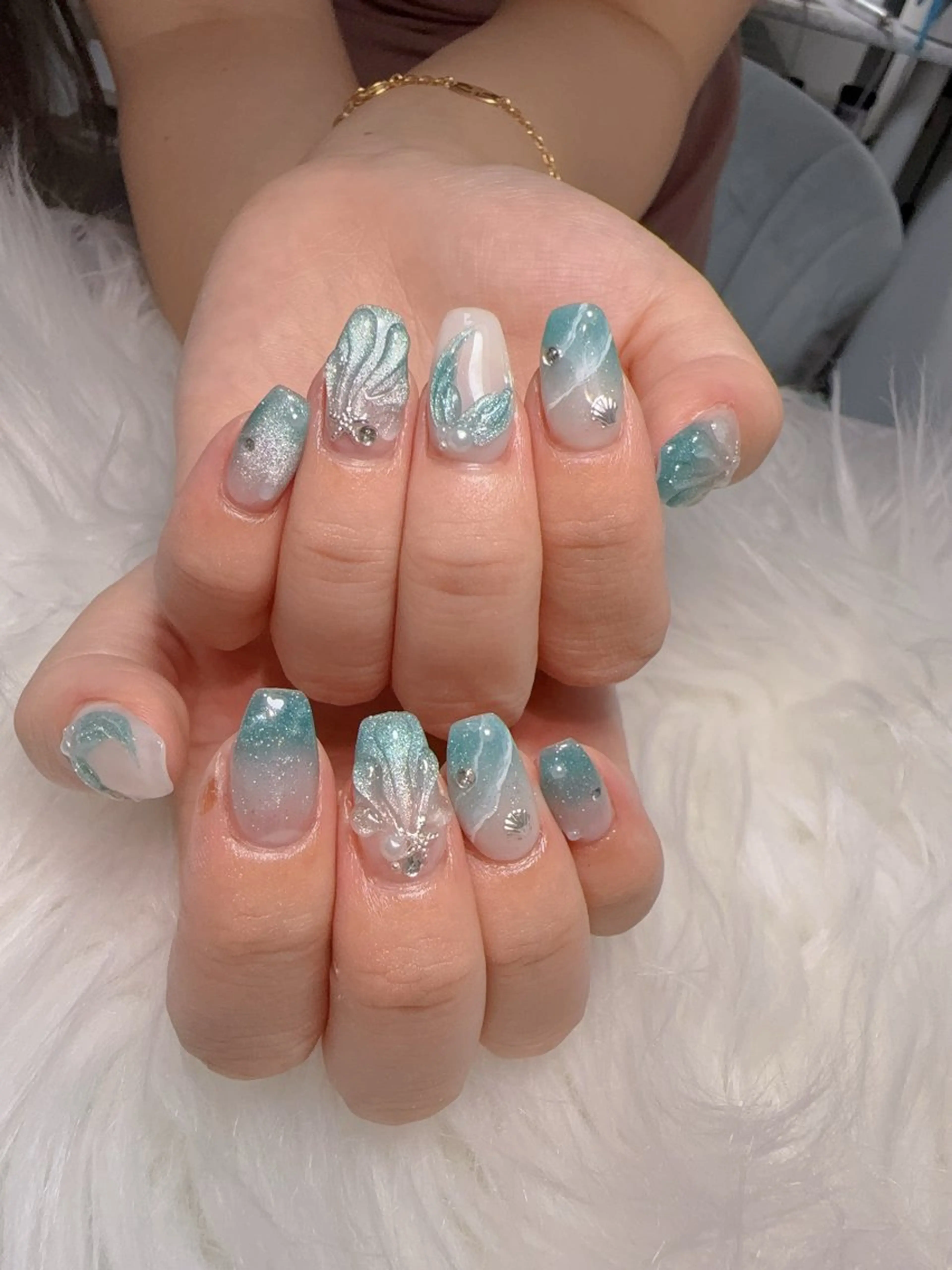 ネイル 西野 カナのネイルデザイン