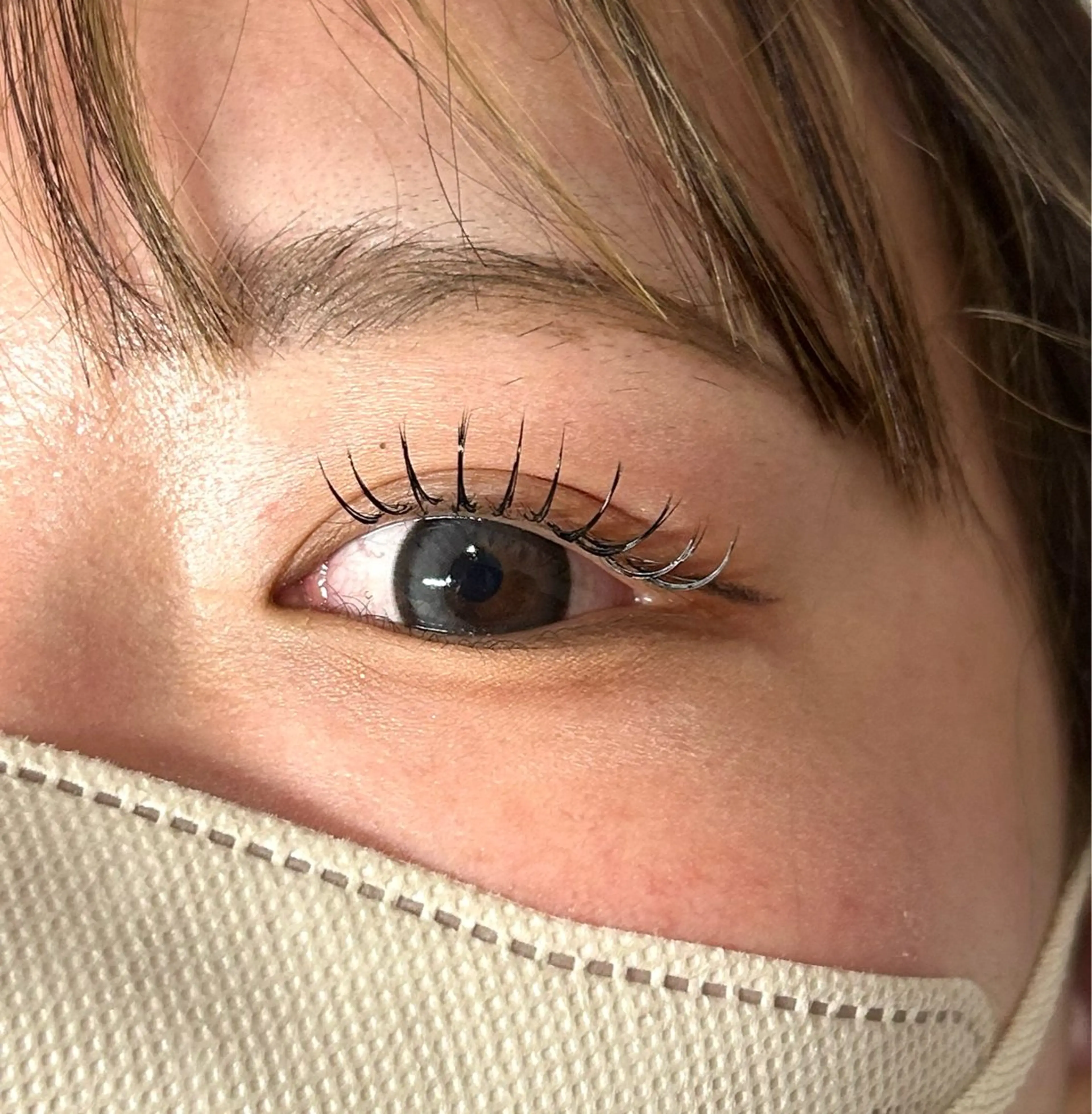 マツエク・マツパ キュート 西林 伶架のヘアスタイル