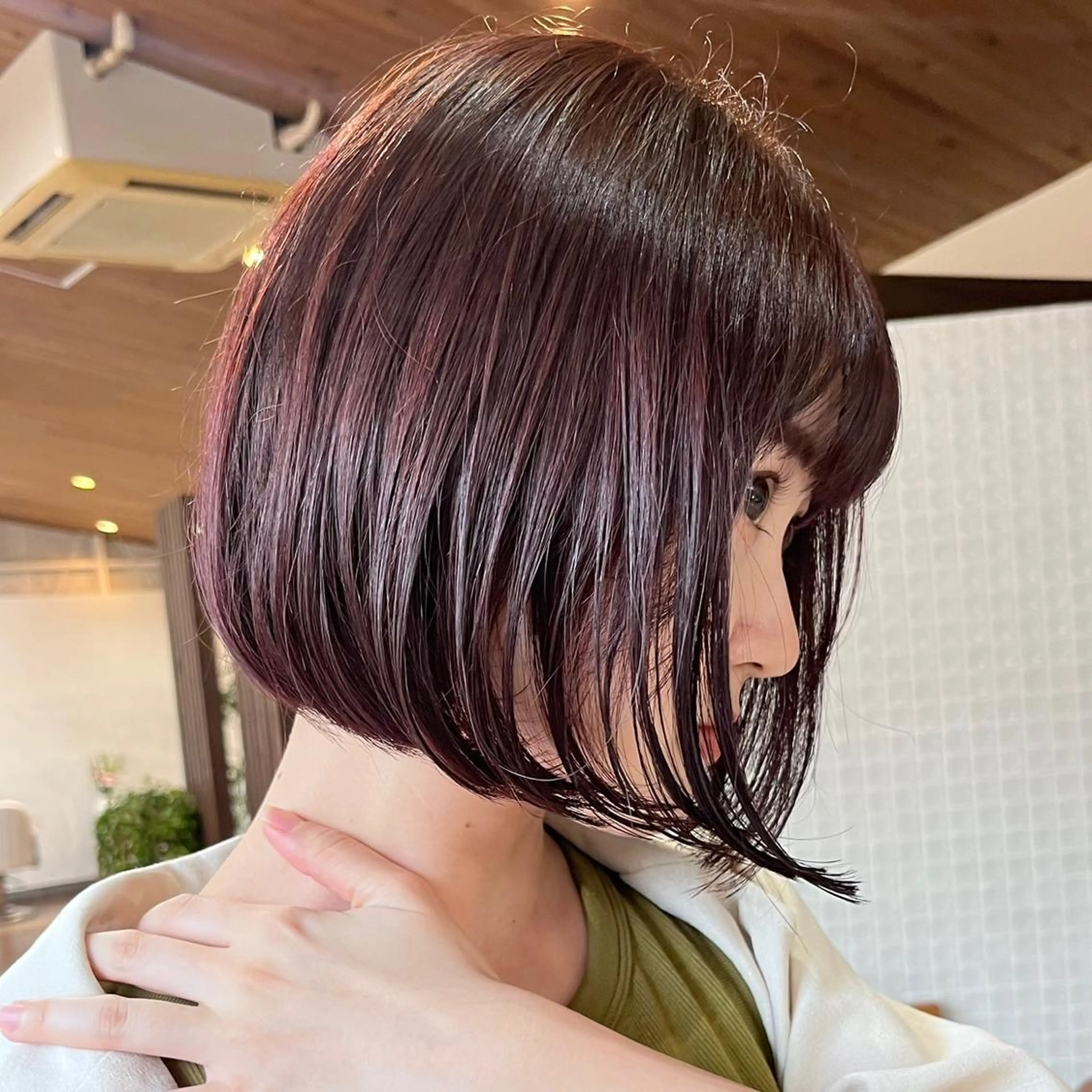 ショート カラー ブラウンカラー ピンクカラー 中村 友香のヘアスタイル