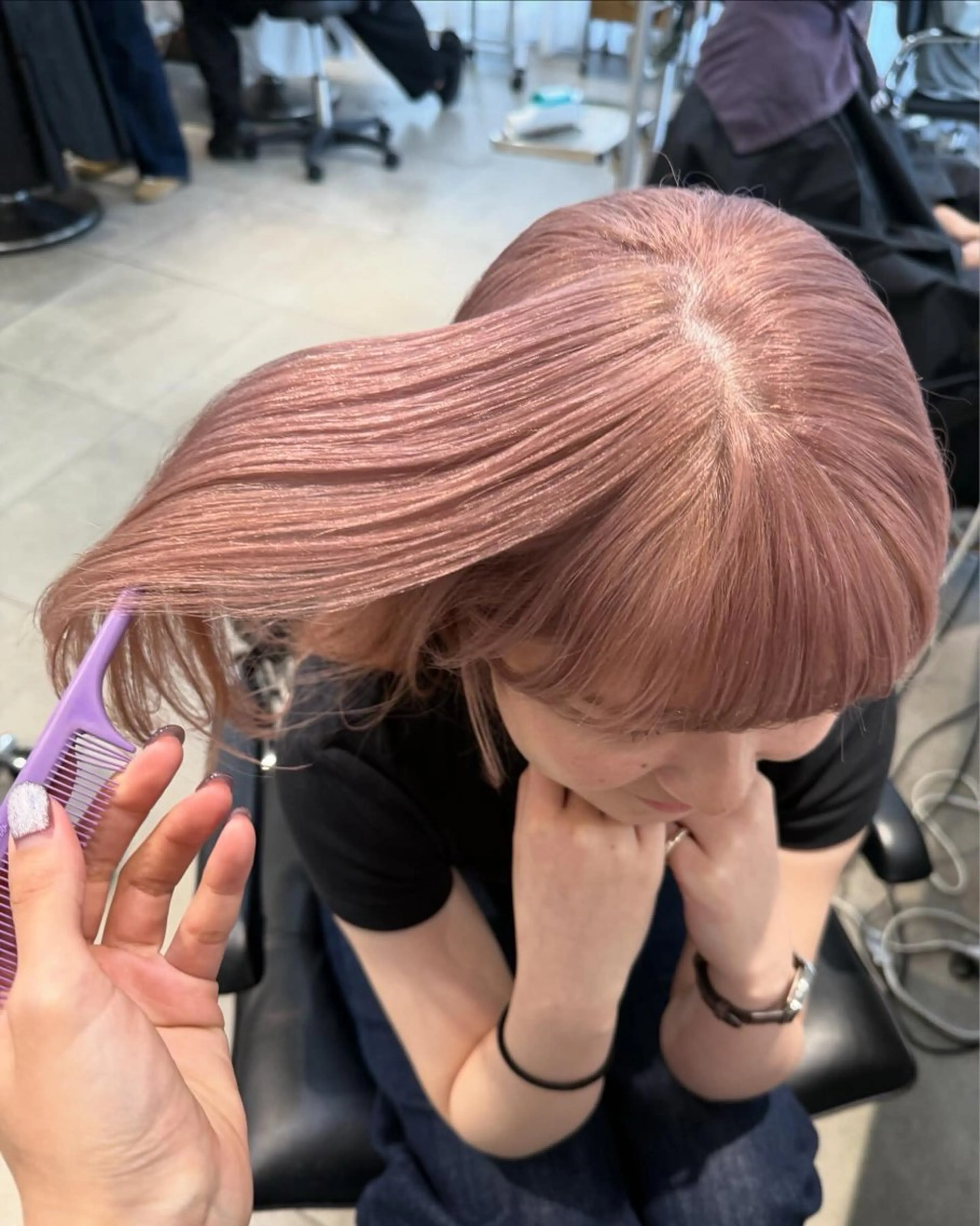 セミロング カラー ミルクティー× グレージュMOMOのヘアスタイル