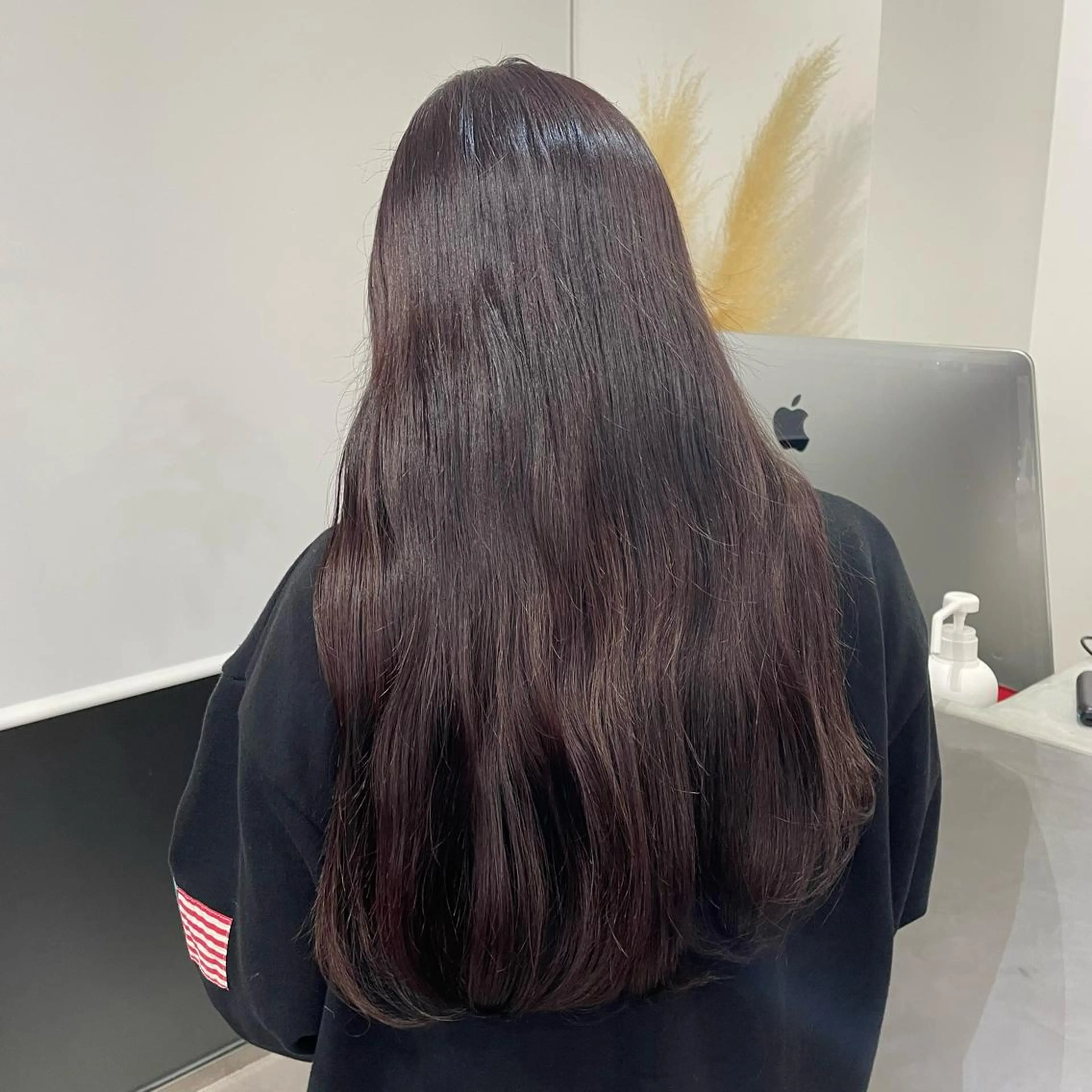 ロング カラー ブリーチ ブラウンカラー ラベンダーカラー ピンクカラー ピンクラベンダー monami 山本華菜のヘアスタイル