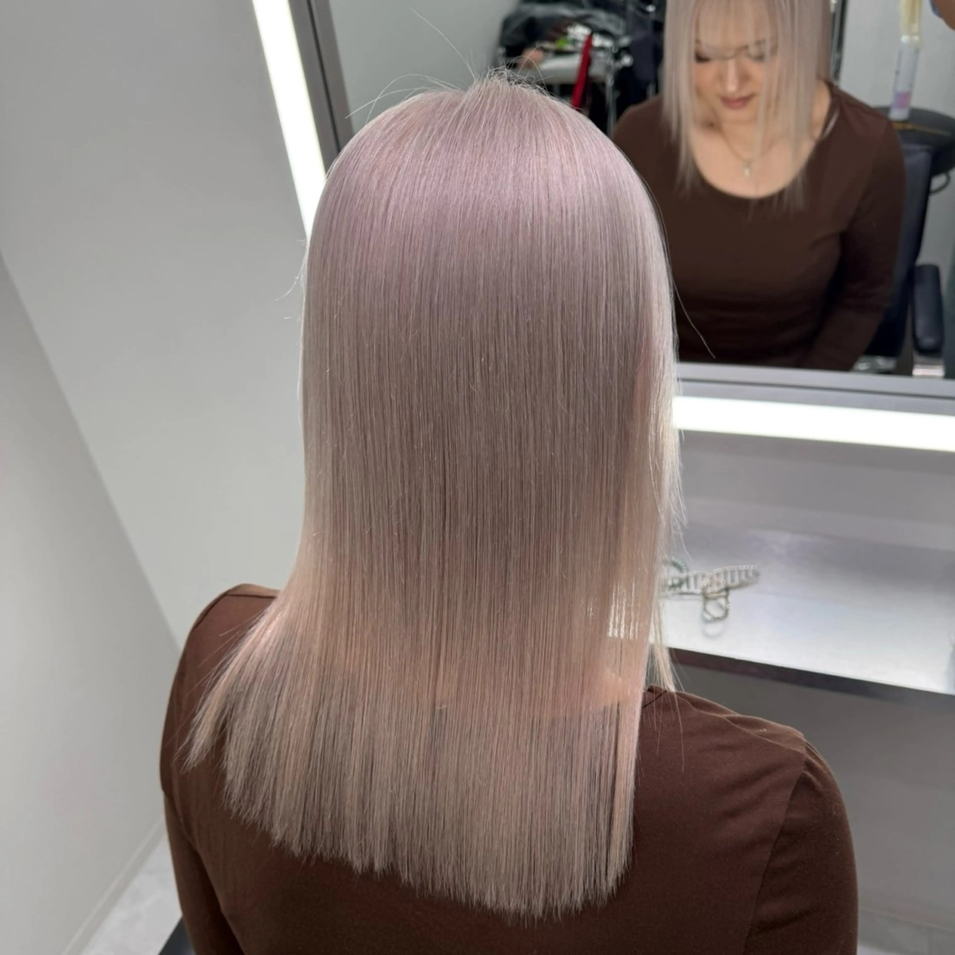 ミディアム tace新宿 めいのヘアスタイル