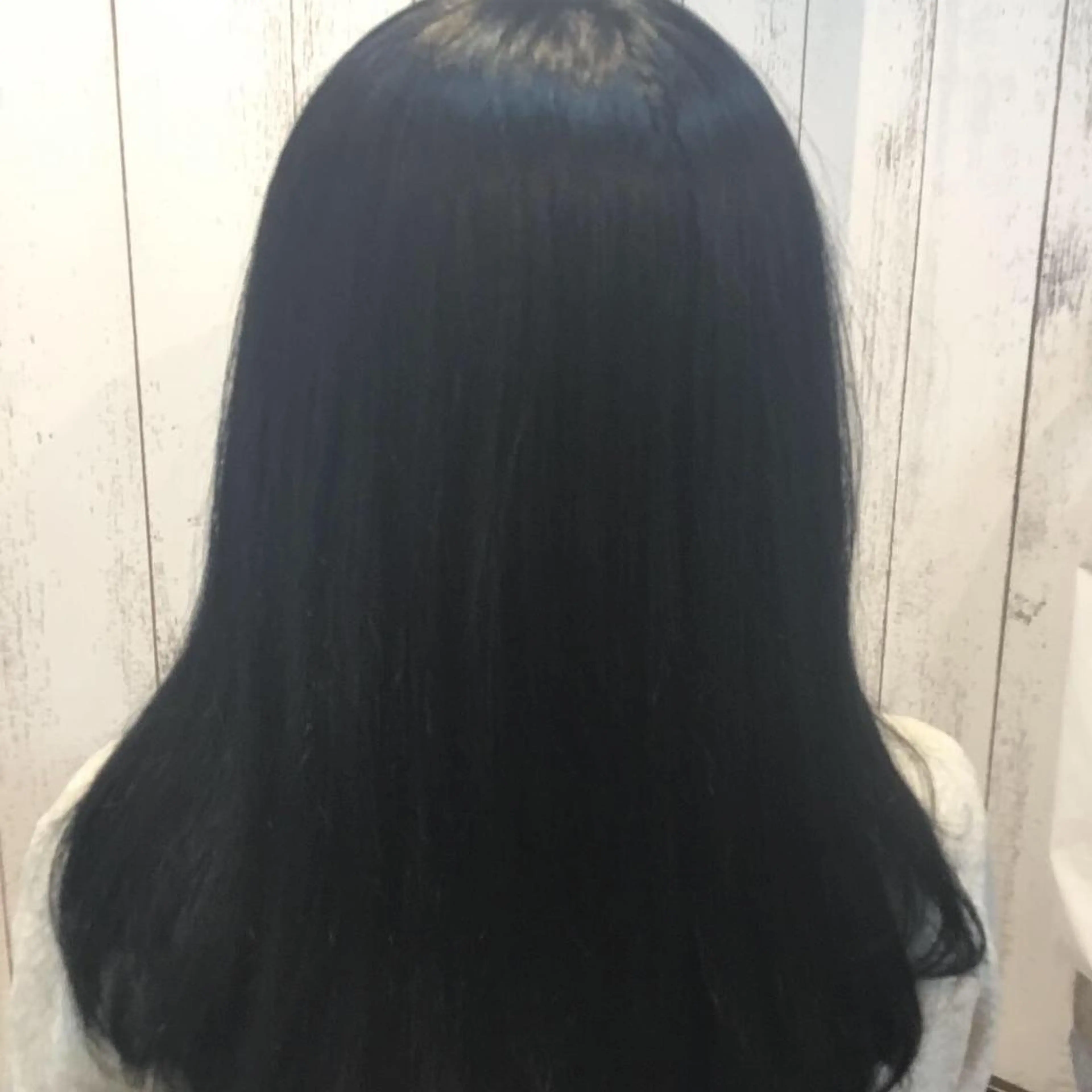 セミロング カラー パーマ embrace エンブレイスのヘアスタイル