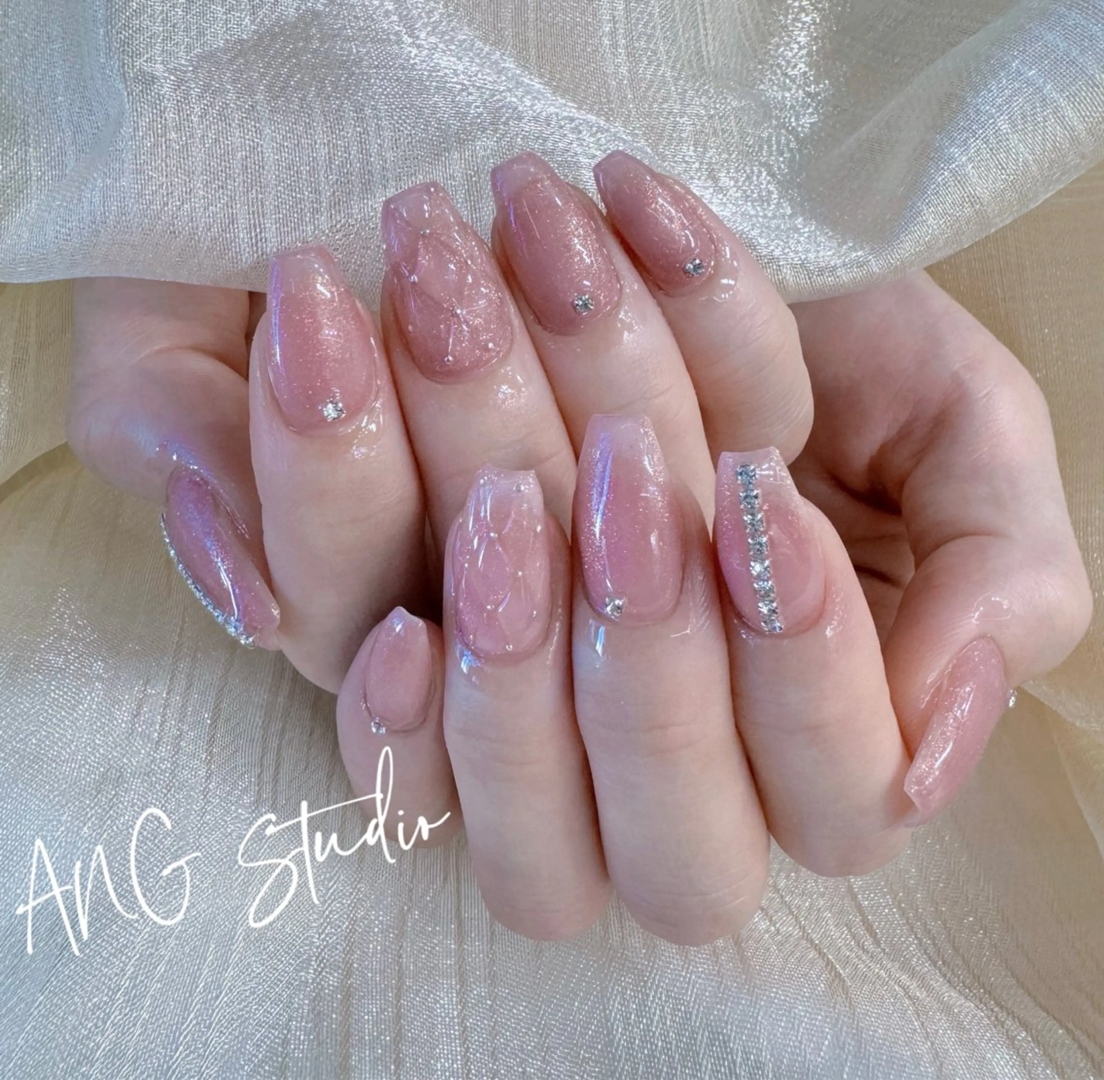 ネイル ハンドネイル ハンドケア ANG Studioのネイルデザイン