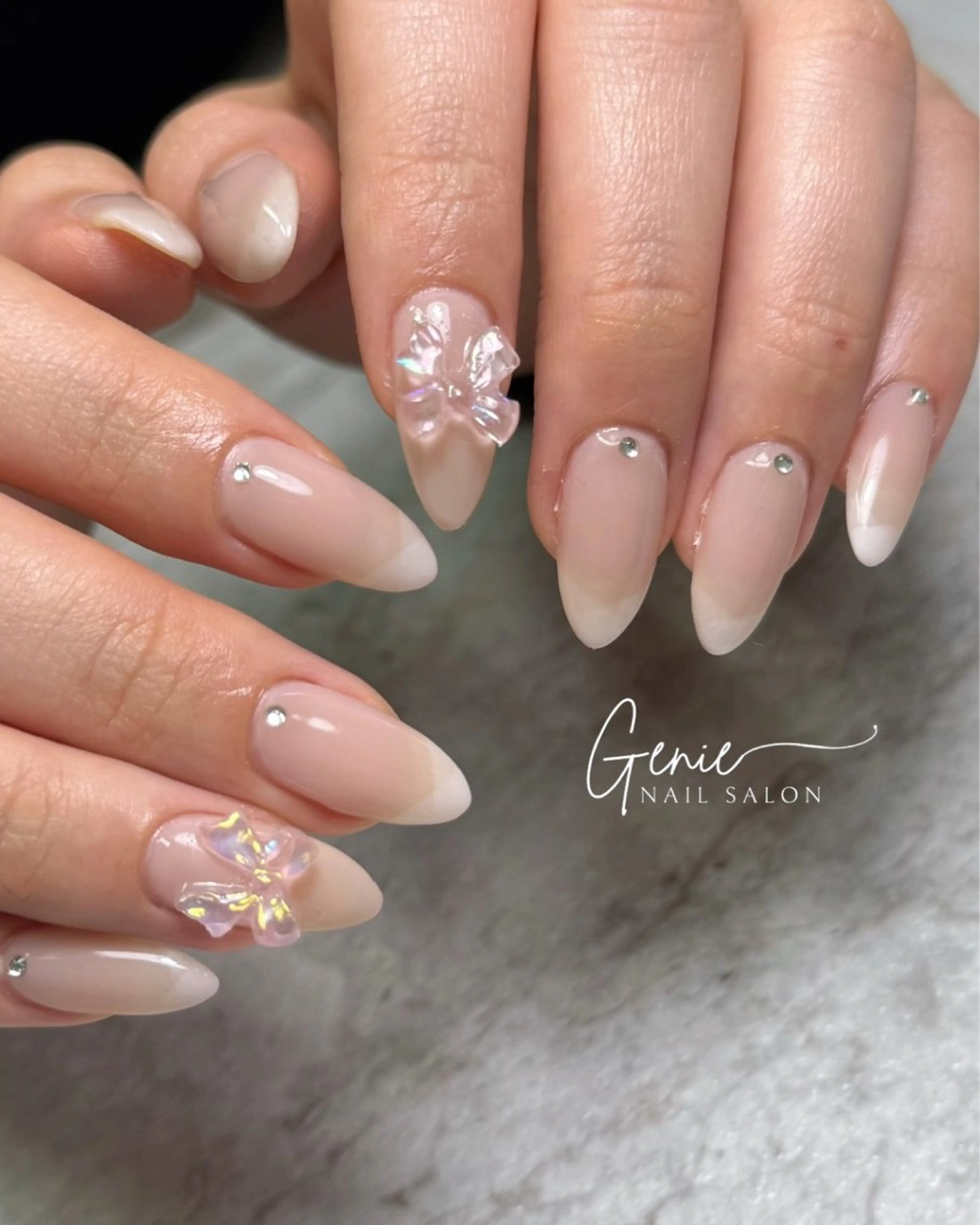 ネイル フレンチネイル リボン ハンドネイル Nail salon Genieのネイルデザイン