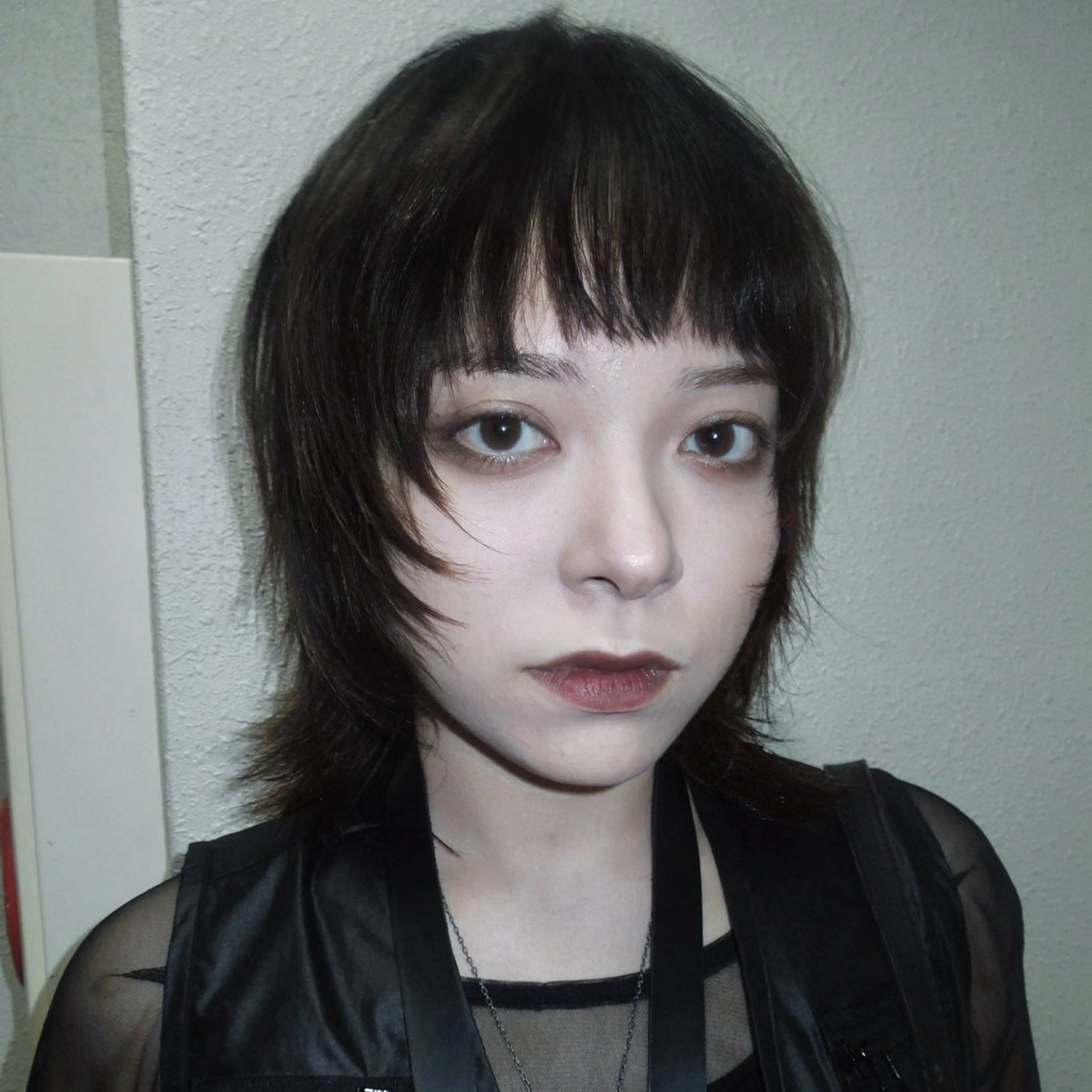 セミロング カラー パーマ レイヤーカット 似合わせカット オン眉 カット パーマ タマキ/似合わせ カット/Wカラーのヘアスタイル