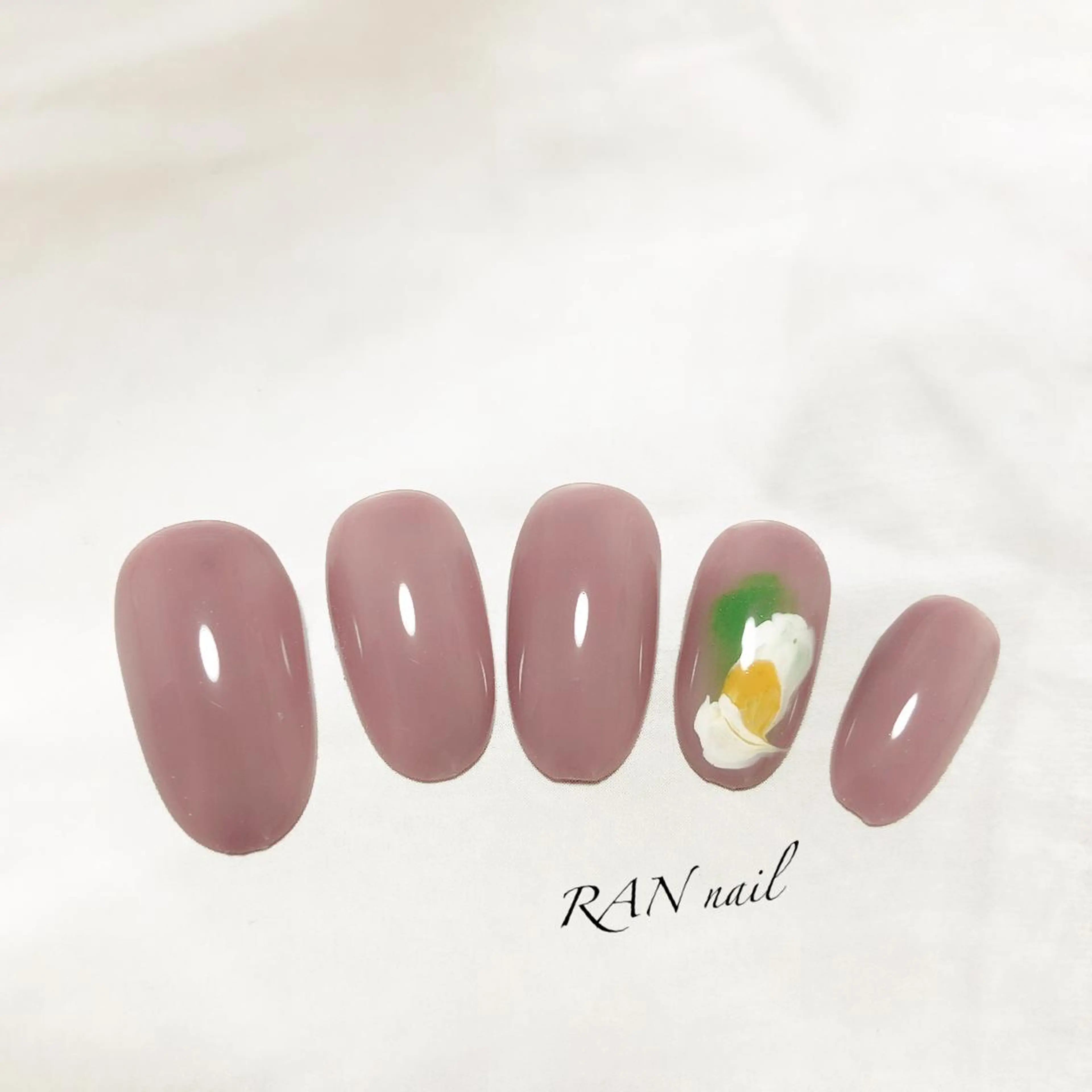 ネイル オーロラネイル クリアネイル ニュアンスネイル オフィスネイル ワンカラーネイル RAN nailのネイルデザイン