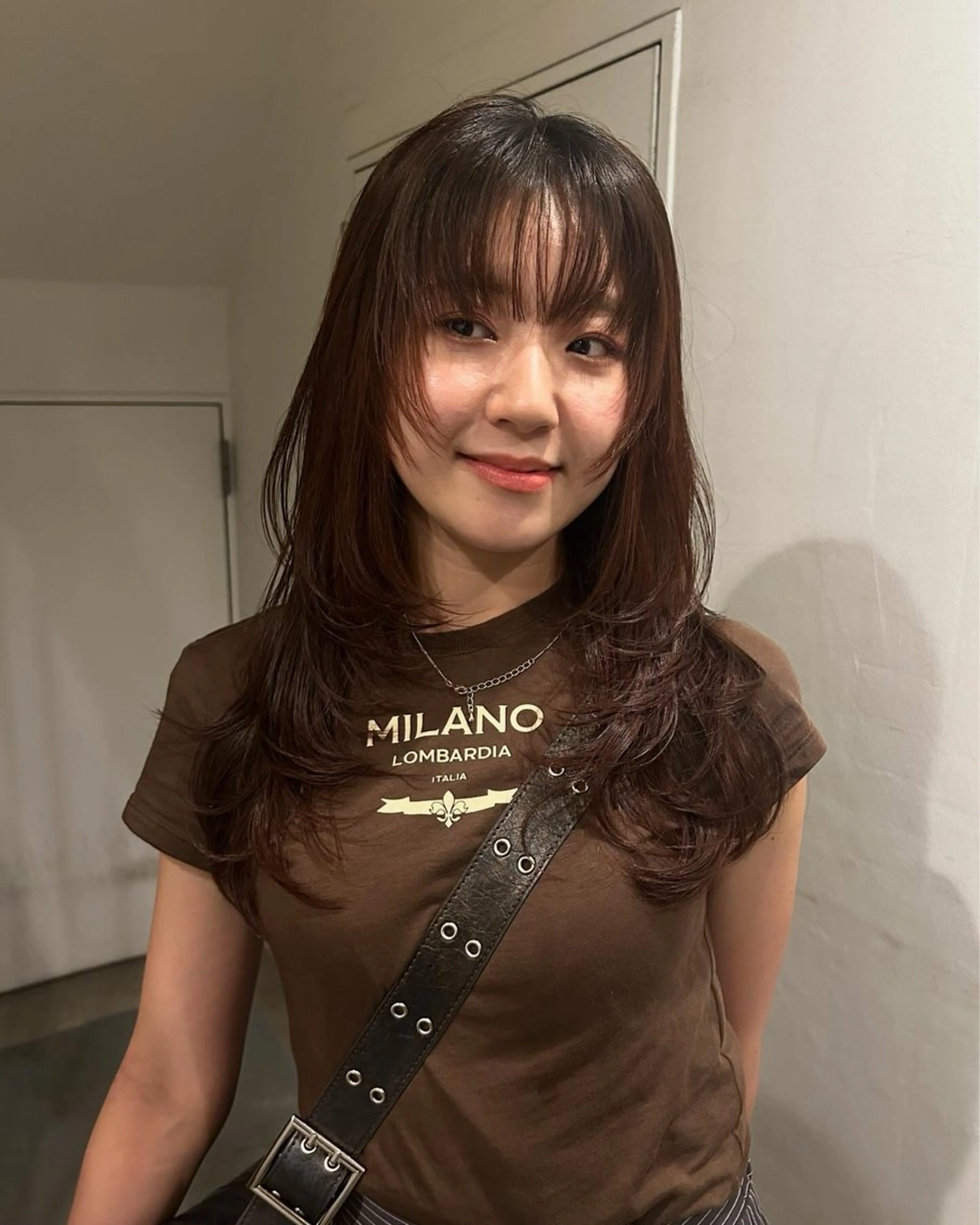 ロング hen所属・心斎橋/レイヤー/ ブリーチ/モエのヘアスタイル